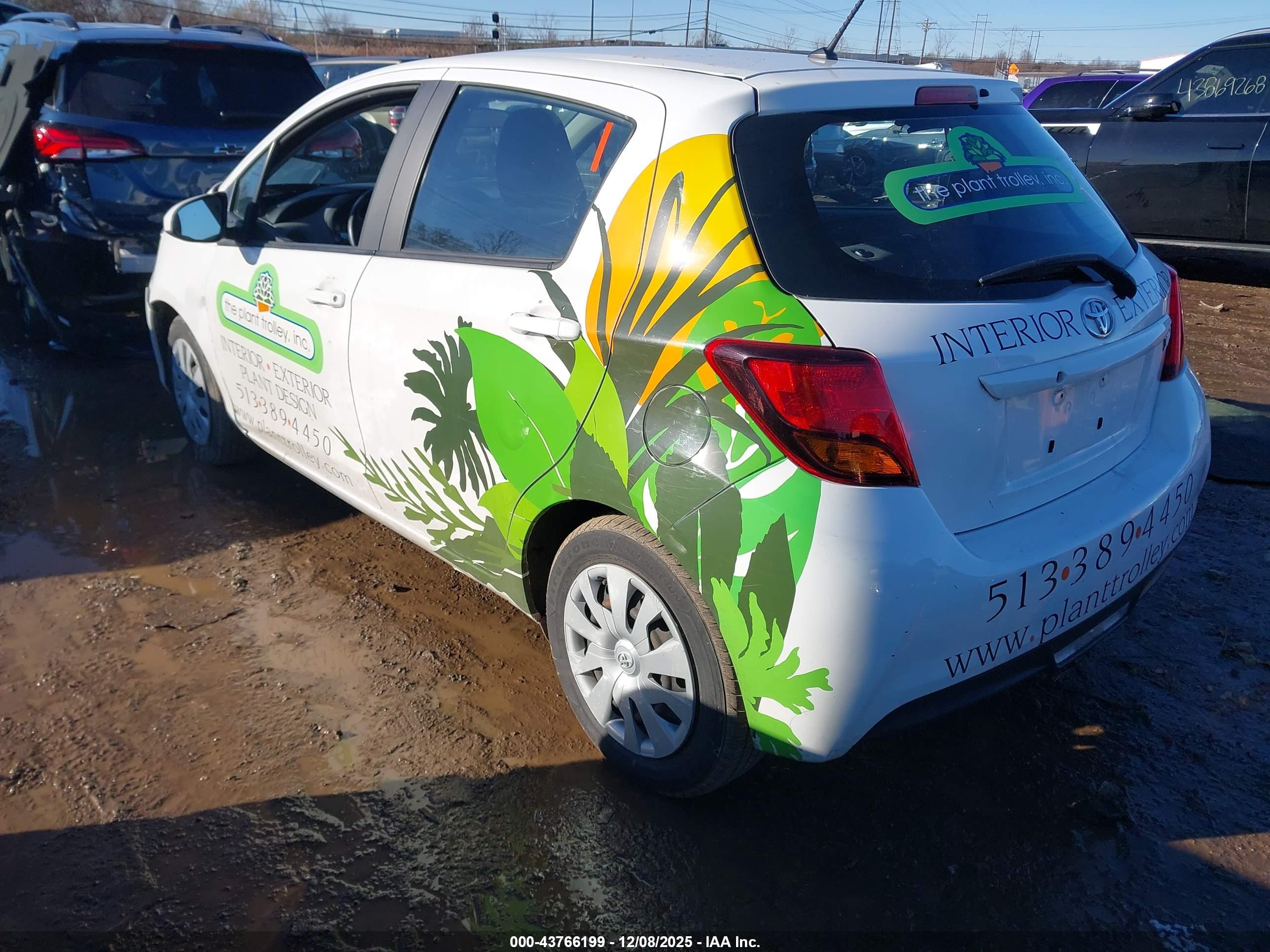 TOYOTA YARIS image 3