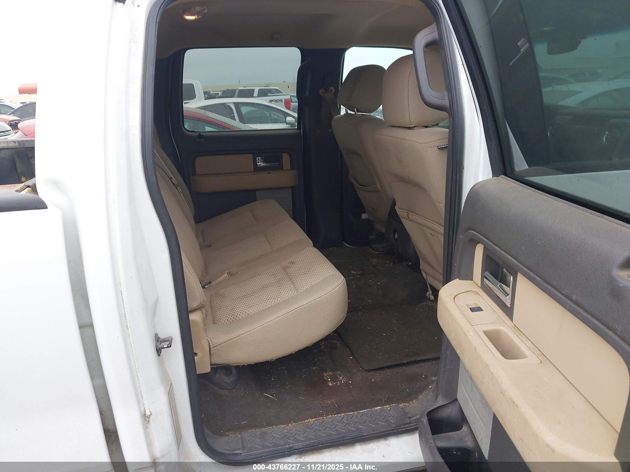 FORD F-150 image 8