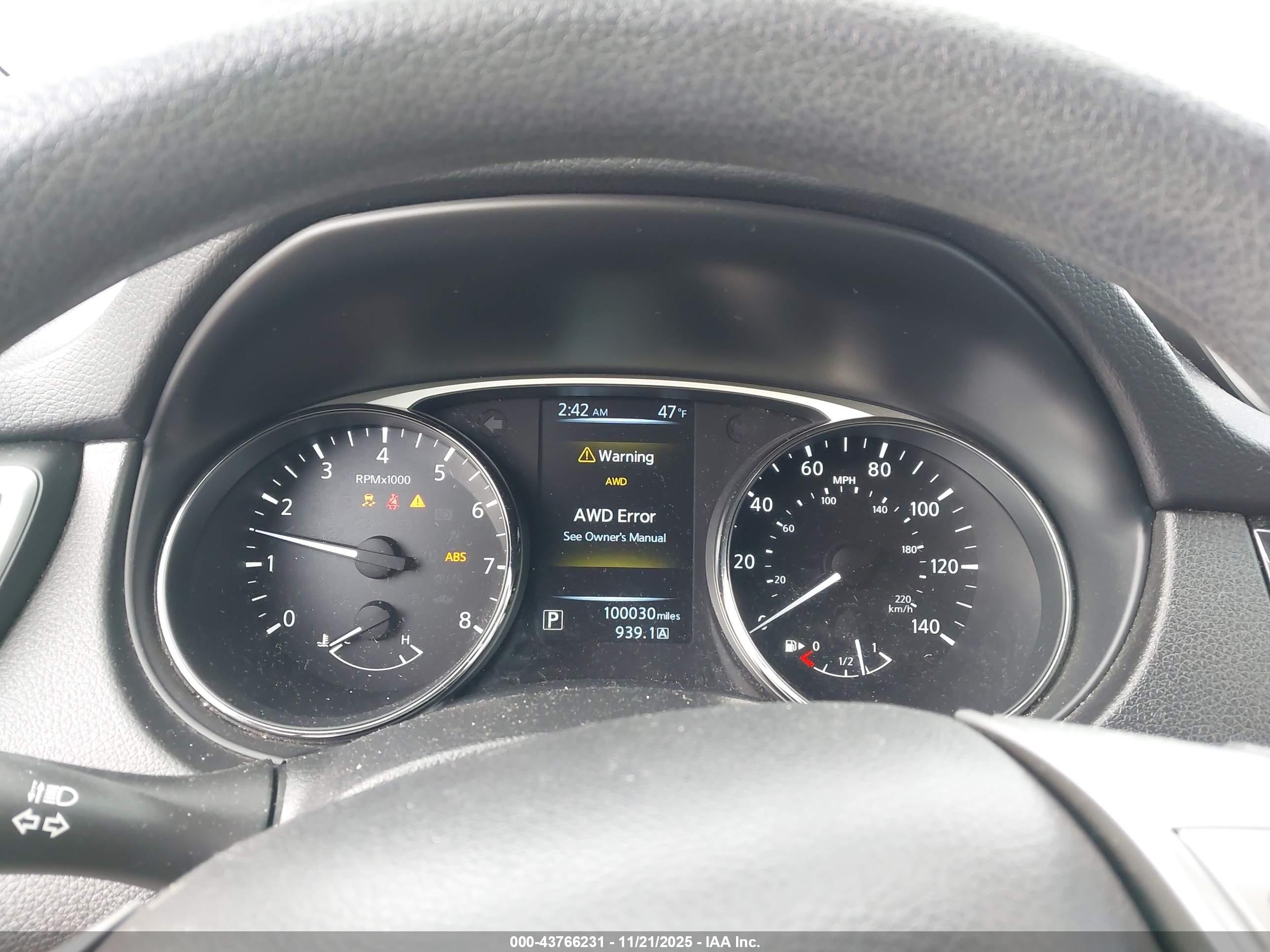 NISSAN ROGUE image 7