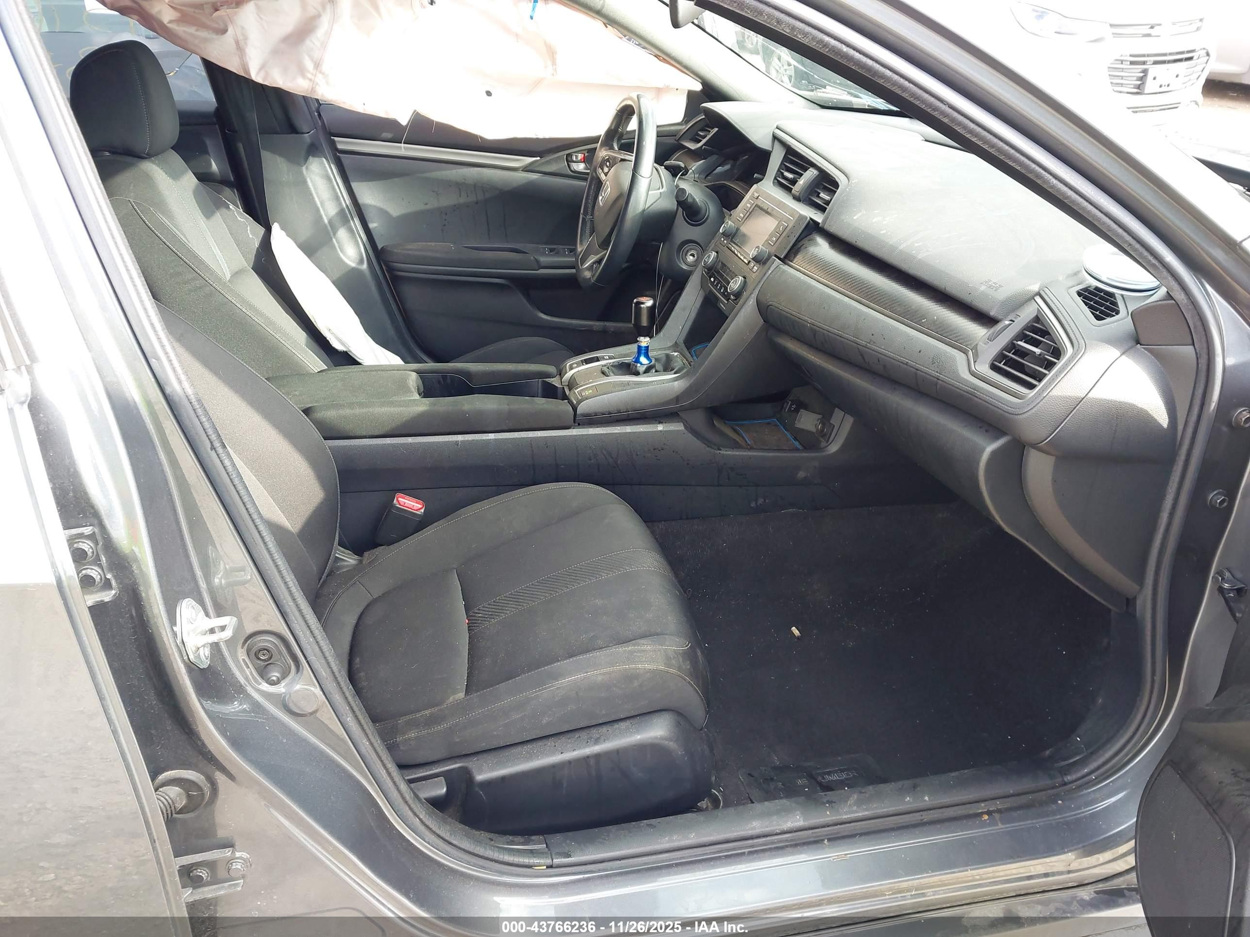 HONDA CIVIC image 5