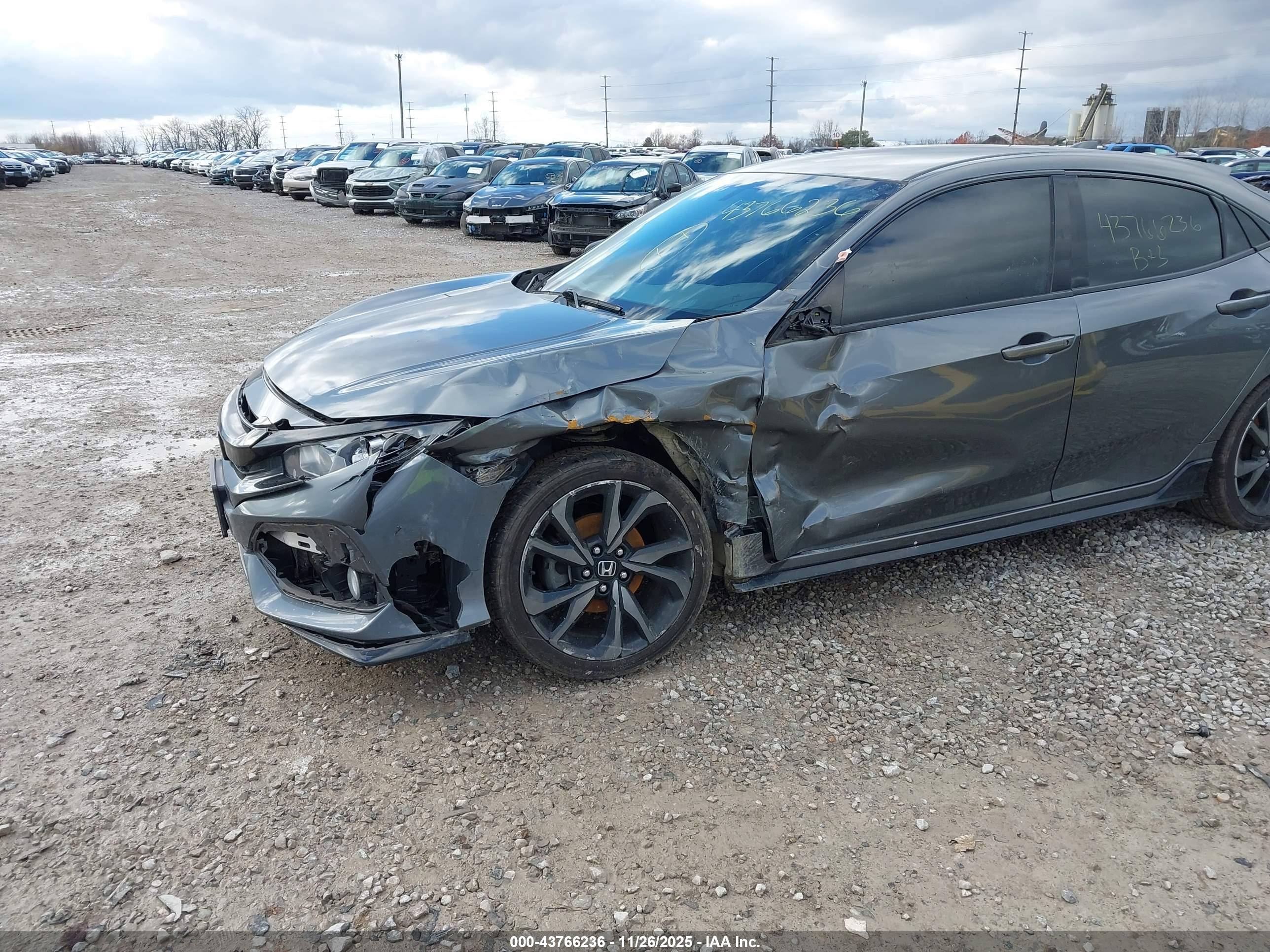 HONDA CIVIC image 6