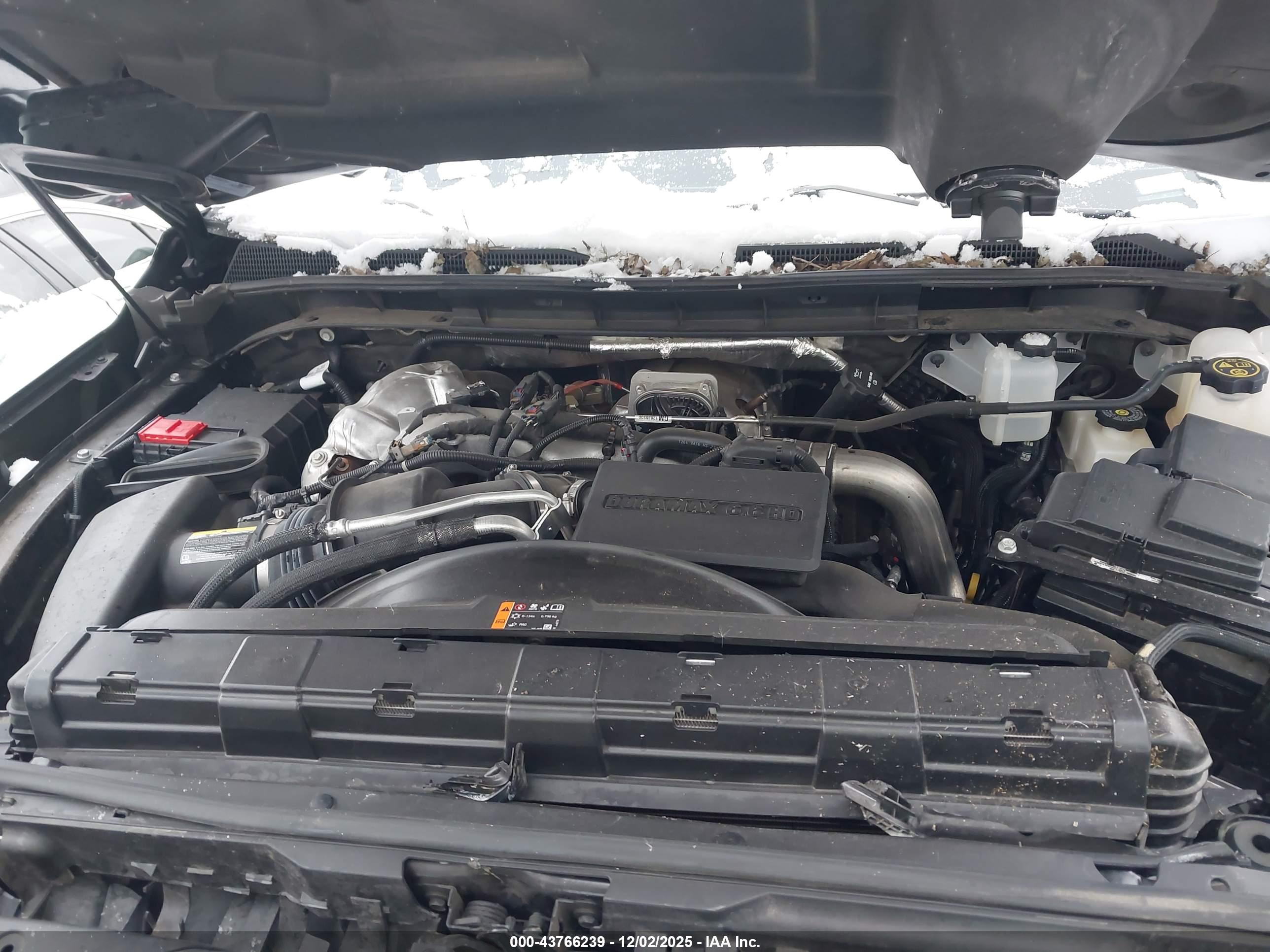GMC SIERRA image 10