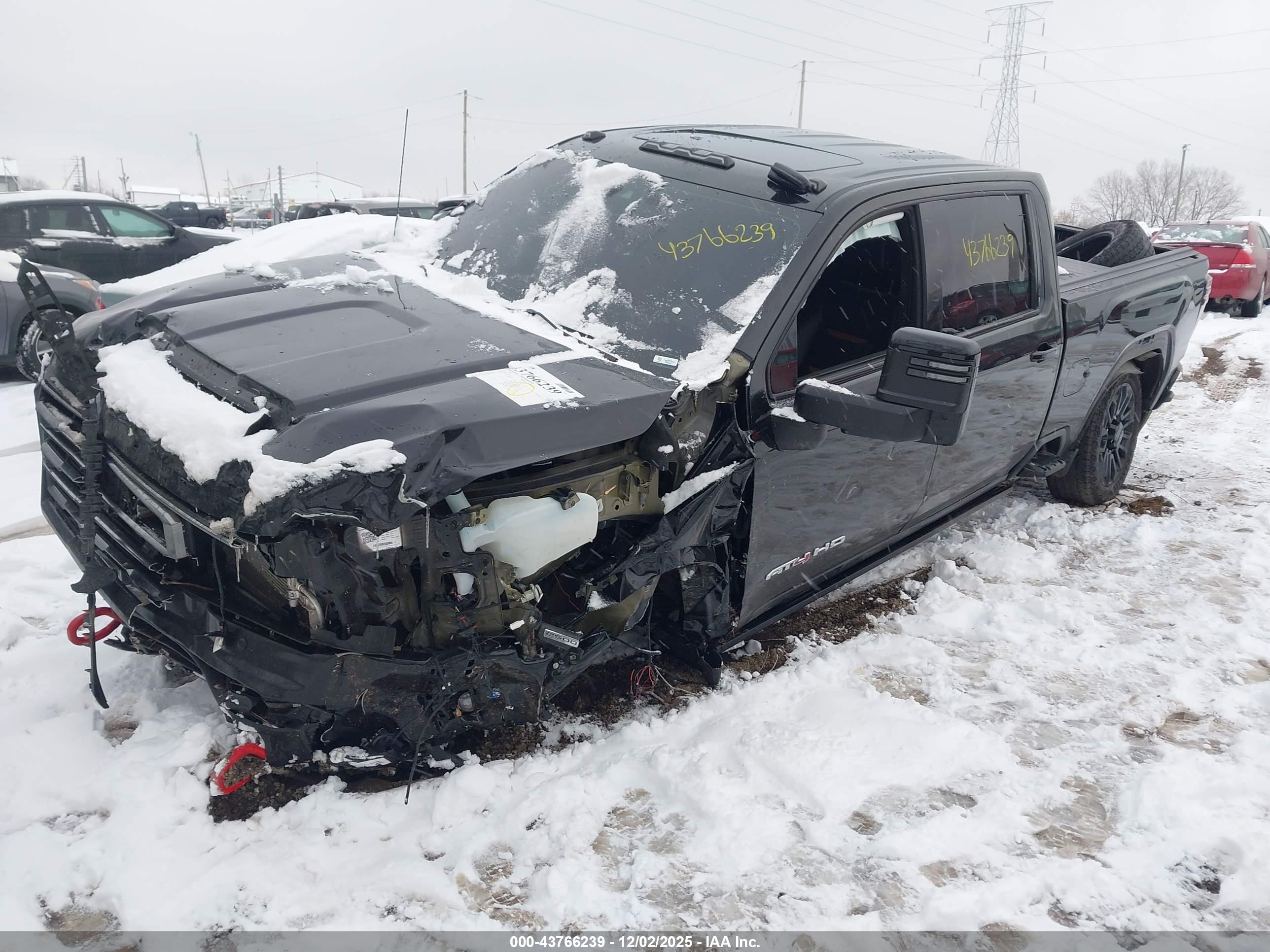 GMC SIERRA image 2