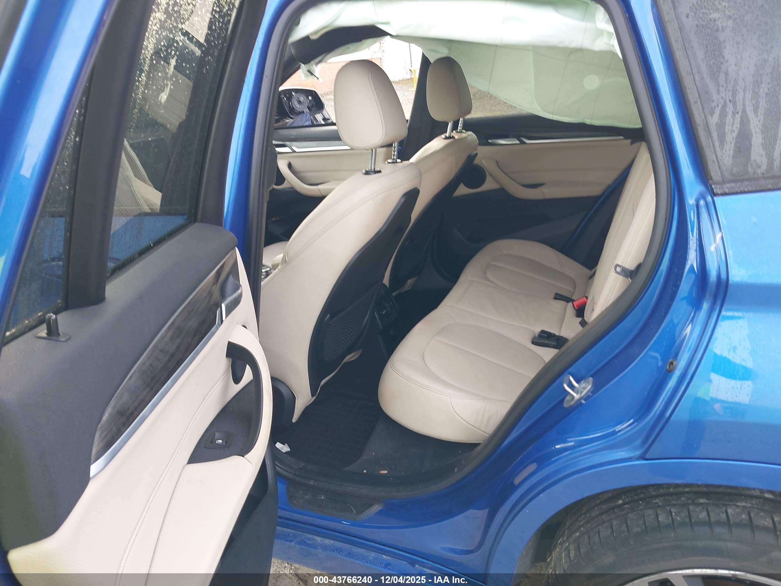 BMW X1 image 8