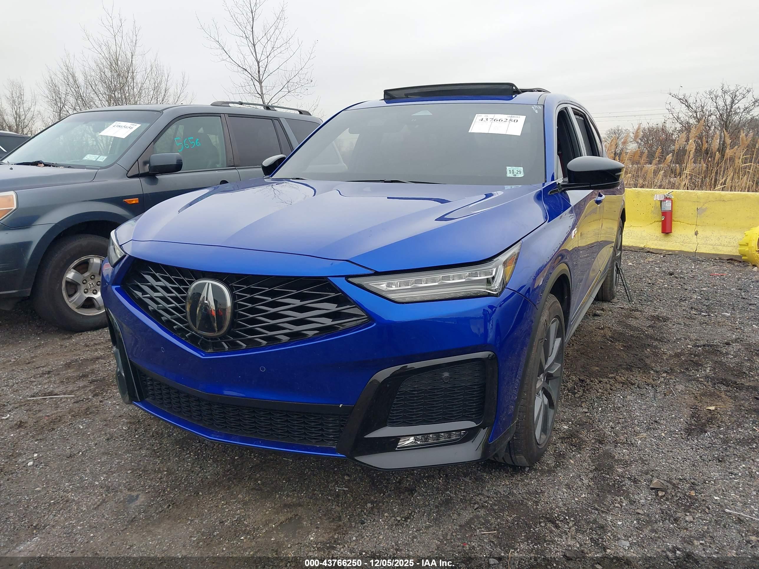 ACURA MDX image 6