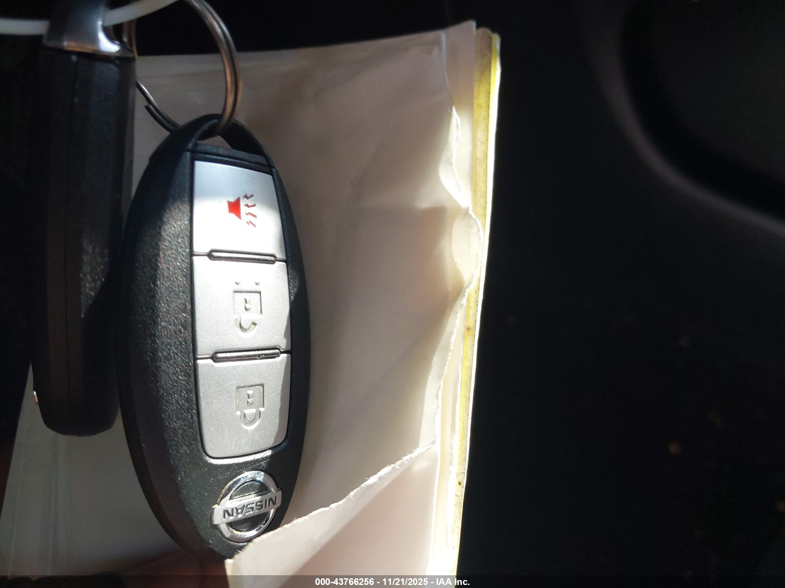 NISSAN PATHFINDER image 11