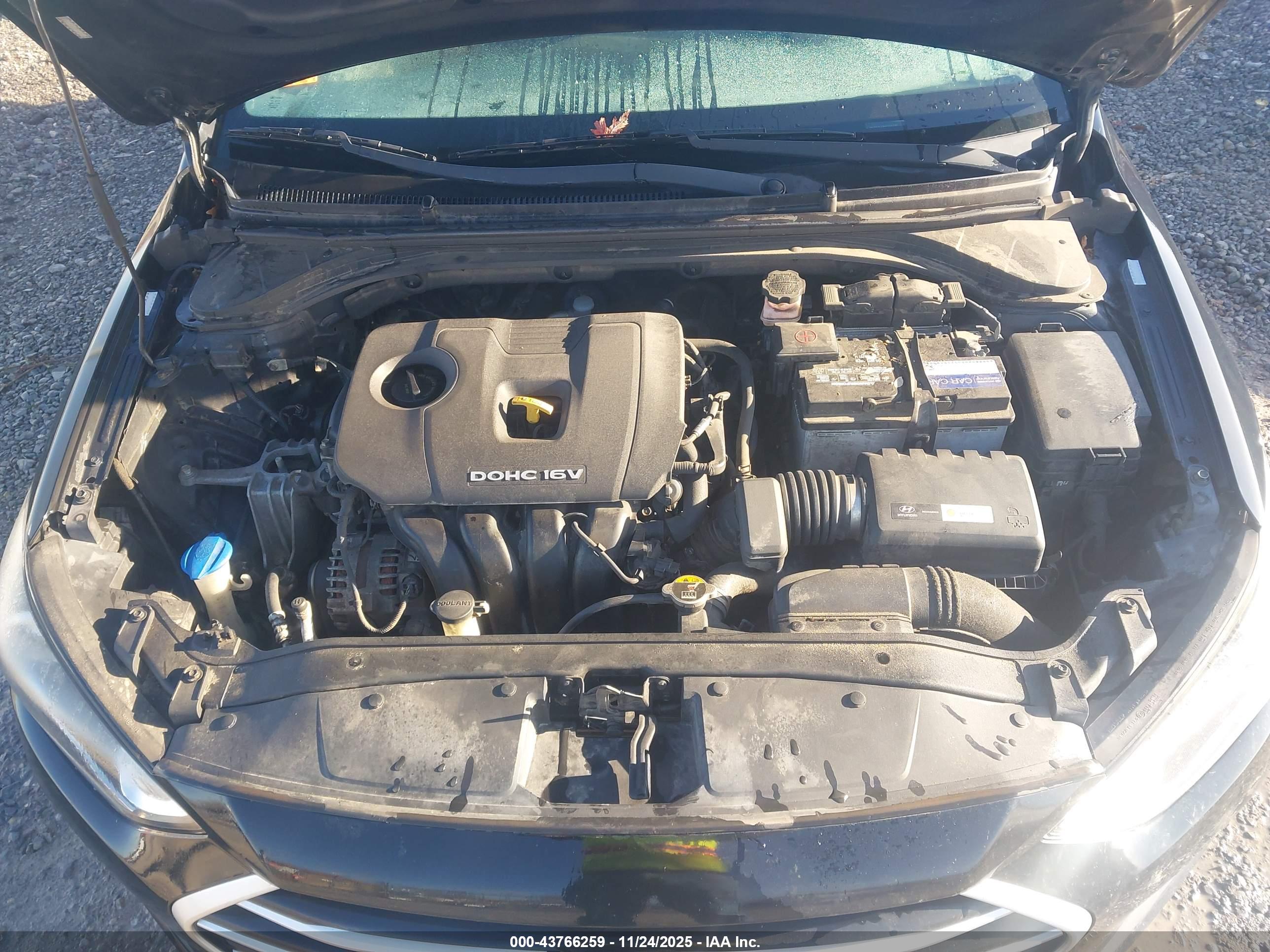 HYUNDAI ELANTRA image 10