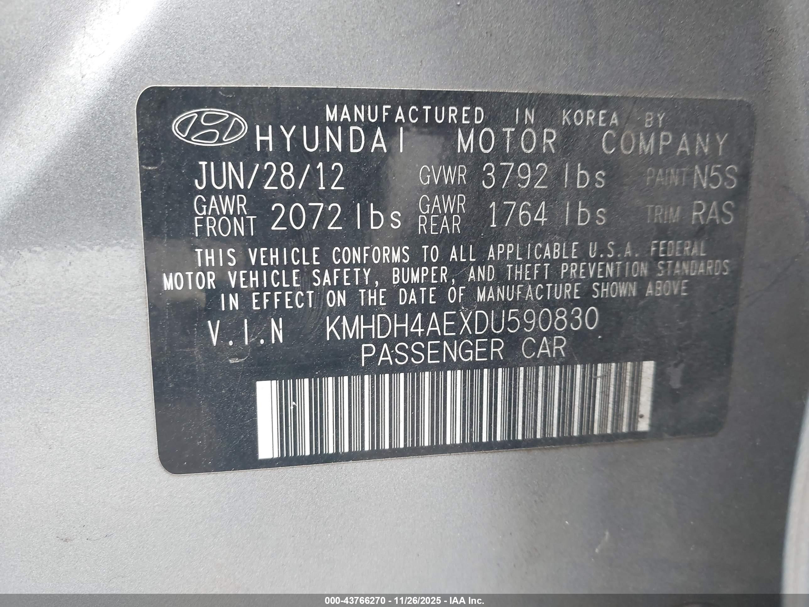 HYUNDAI ELANTRA image 9
