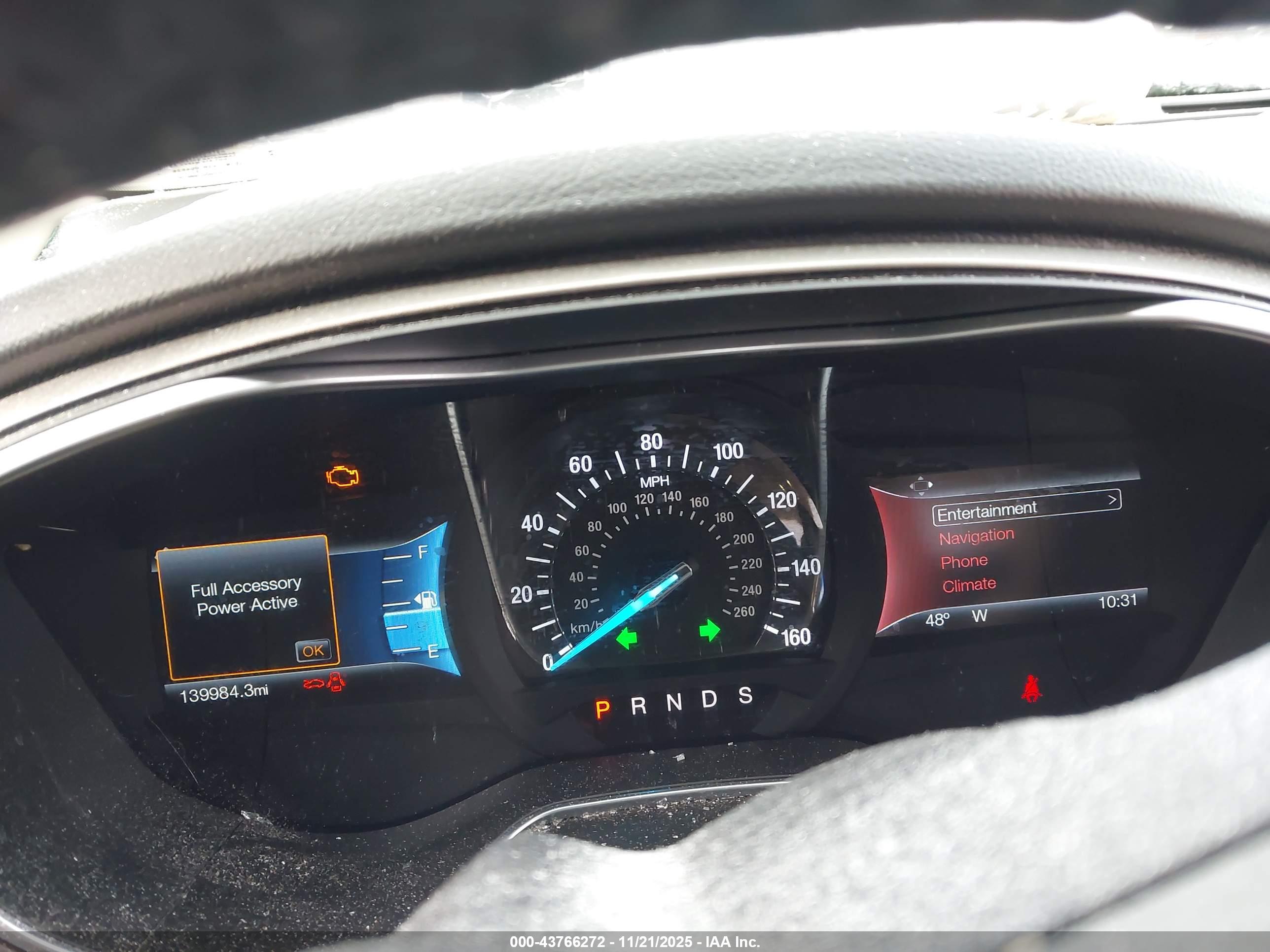 FORD FUSION image 7