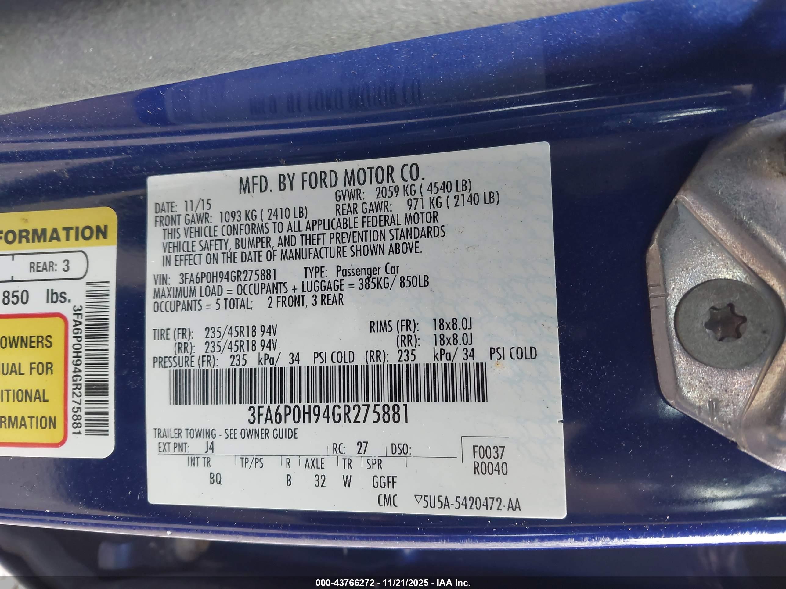 FORD FUSION image 9