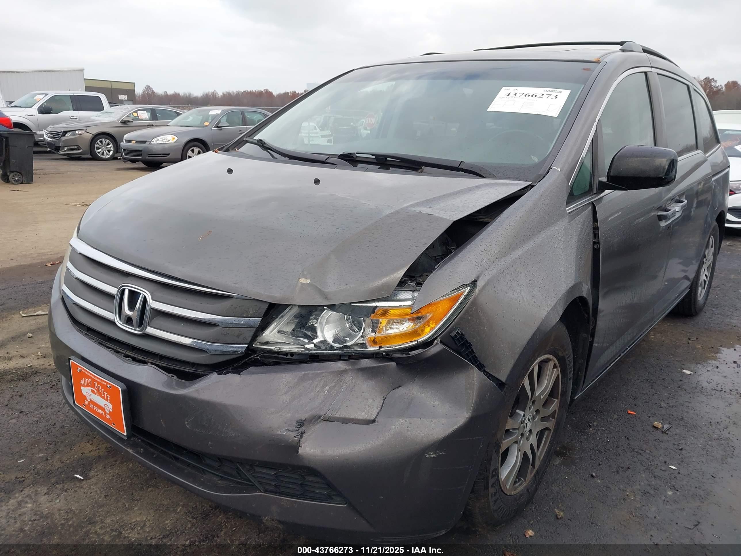 HONDA ODYSSEY image 6
