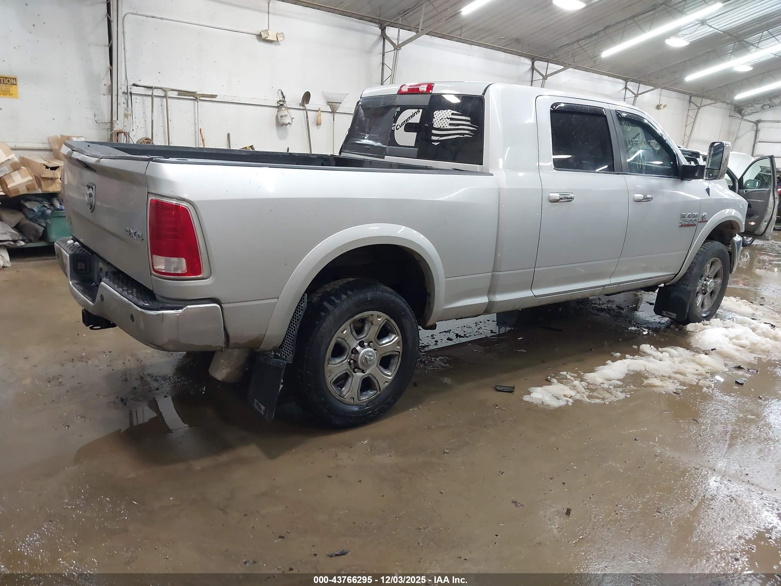 DODGE 2500 image 4
