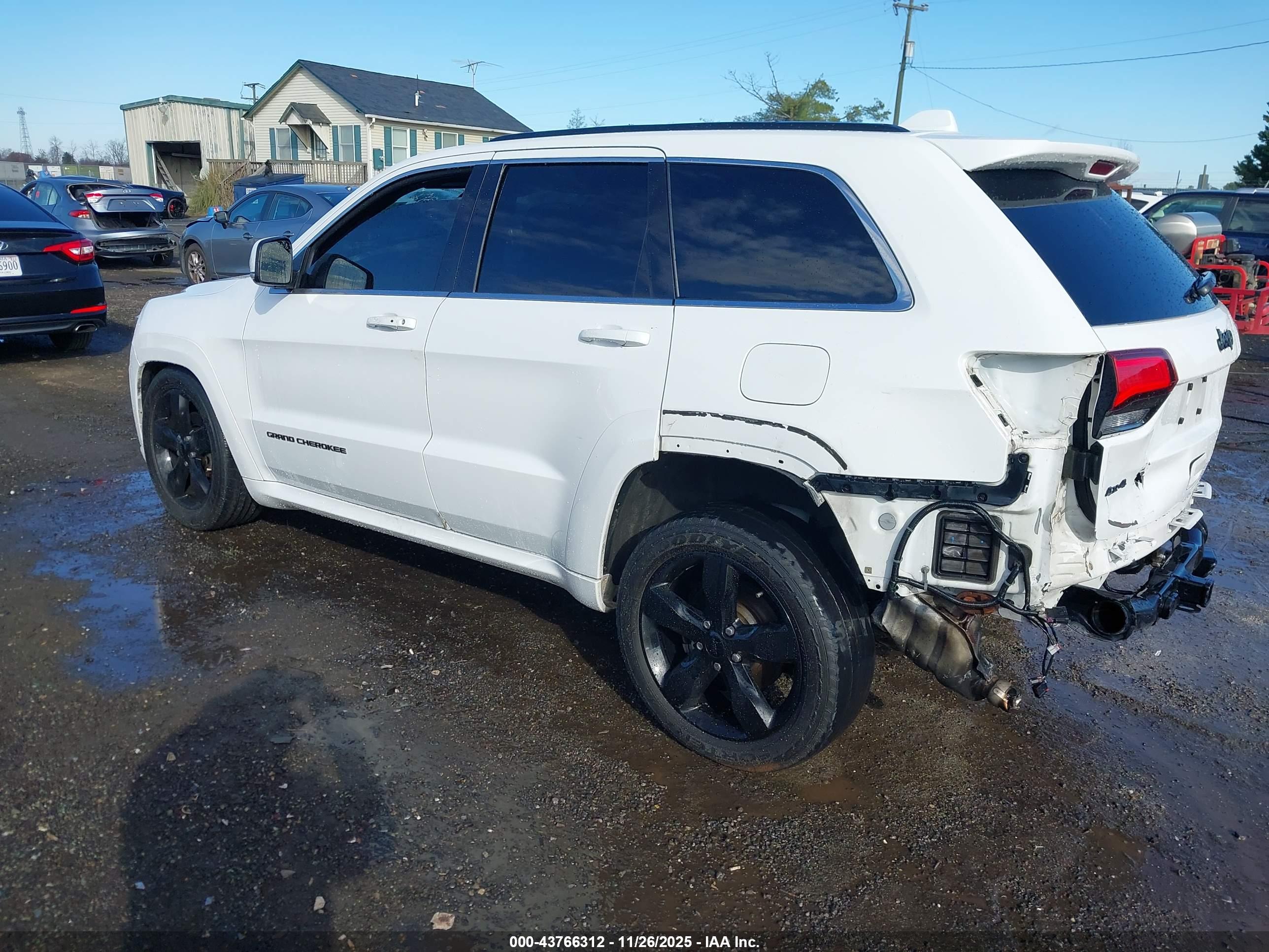 JEEP GRAND image 3