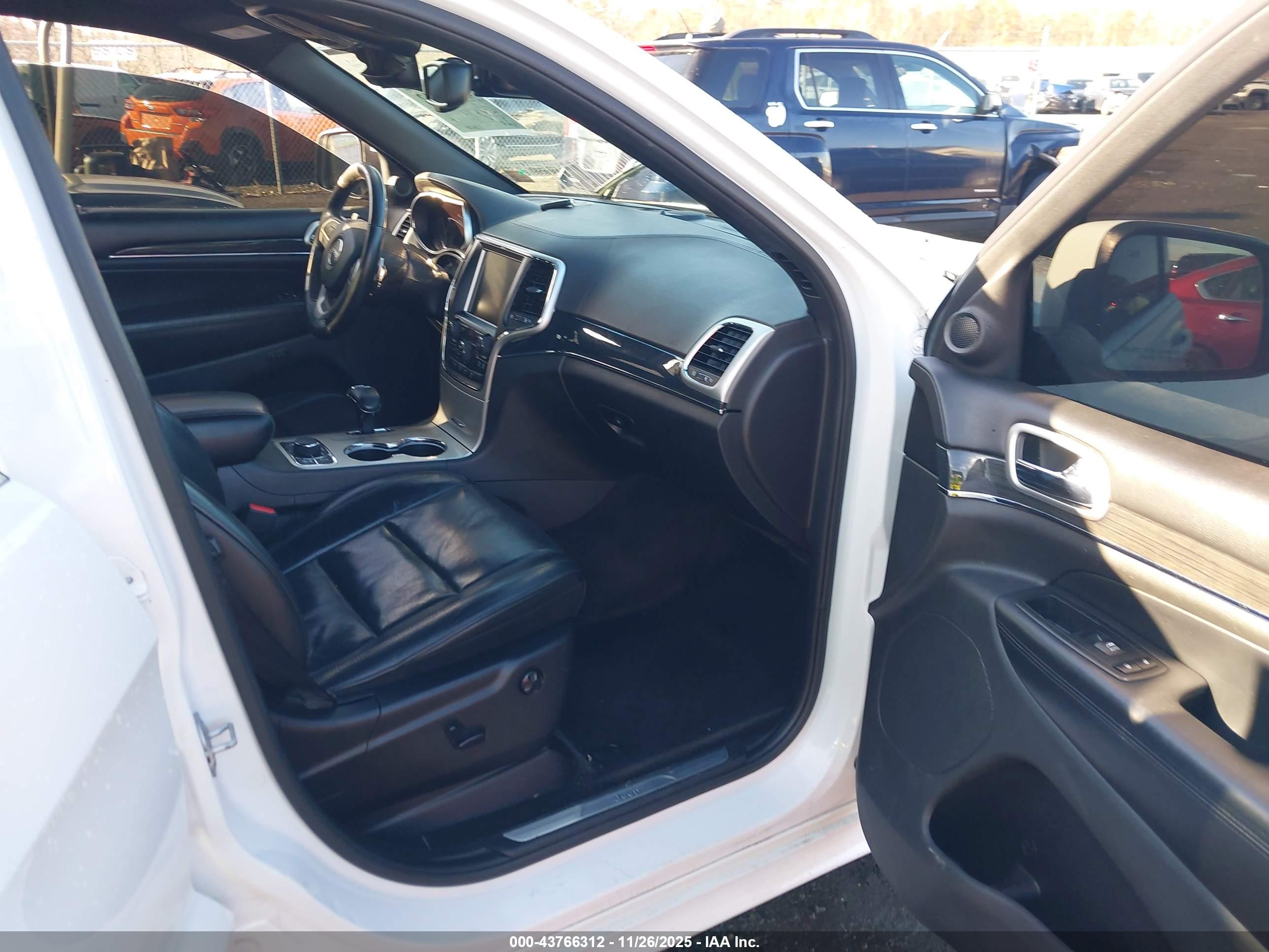 JEEP GRAND image 5