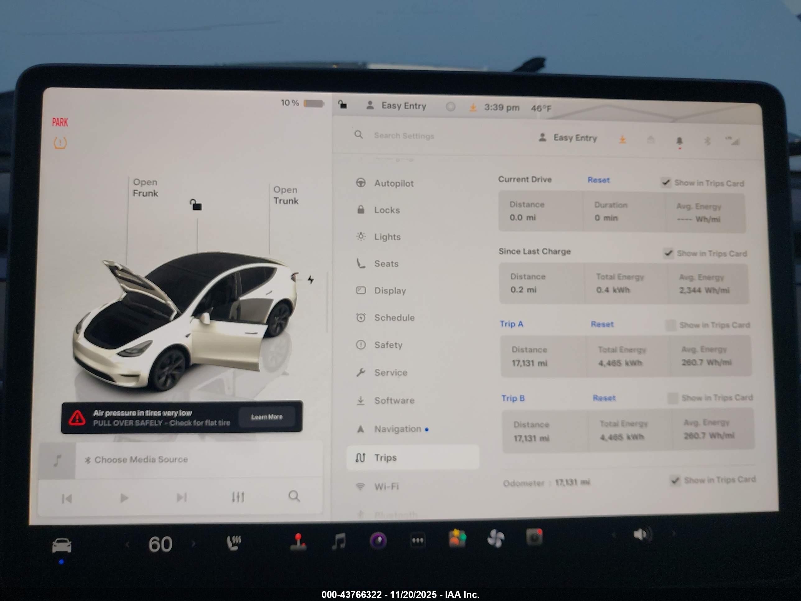 TESLA MODEL image 7