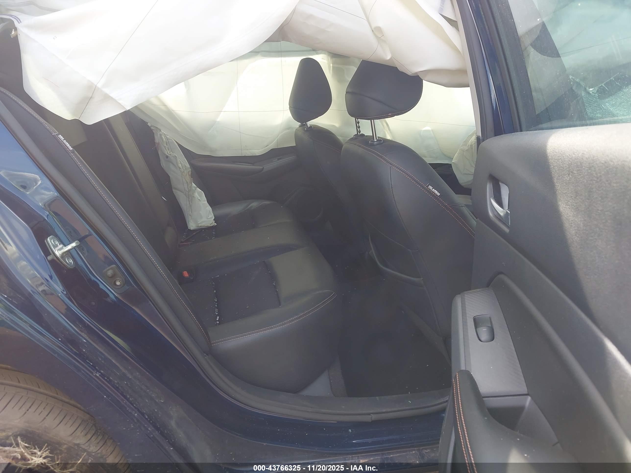 NISSAN ALTIMA image 8