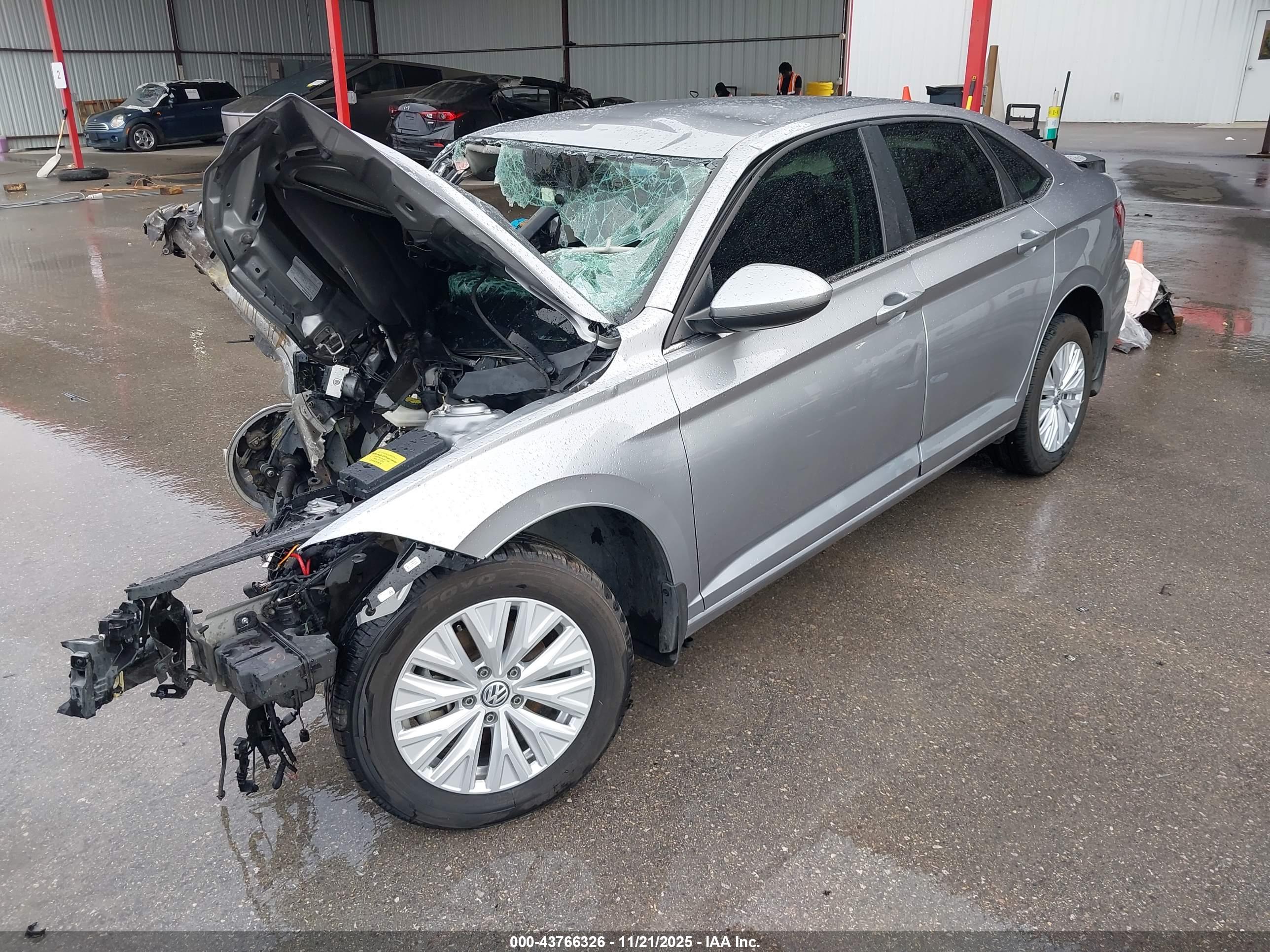 VOLKSWAGEN JETTA image 2