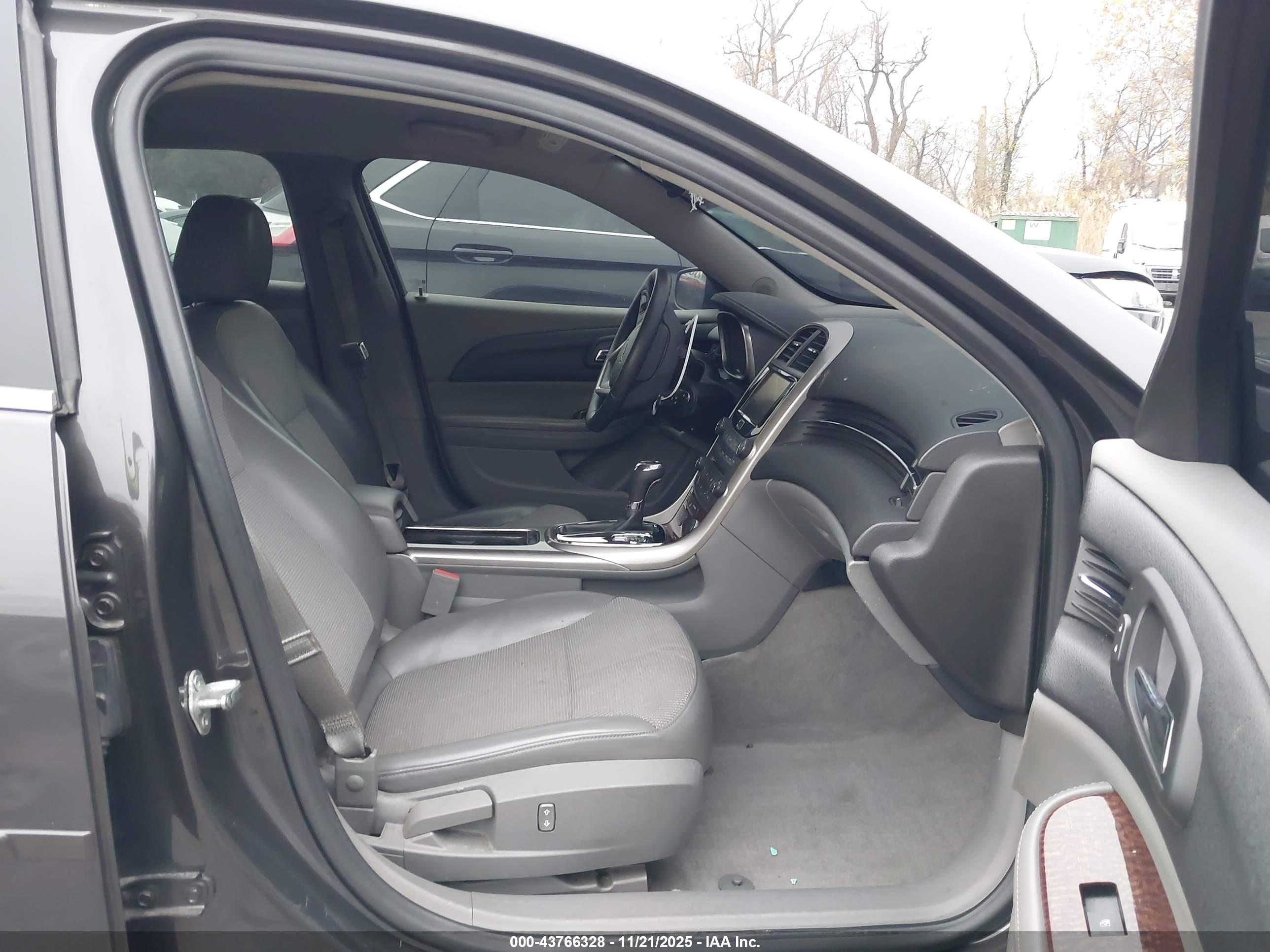 CHEVROLET MALIBU image 5