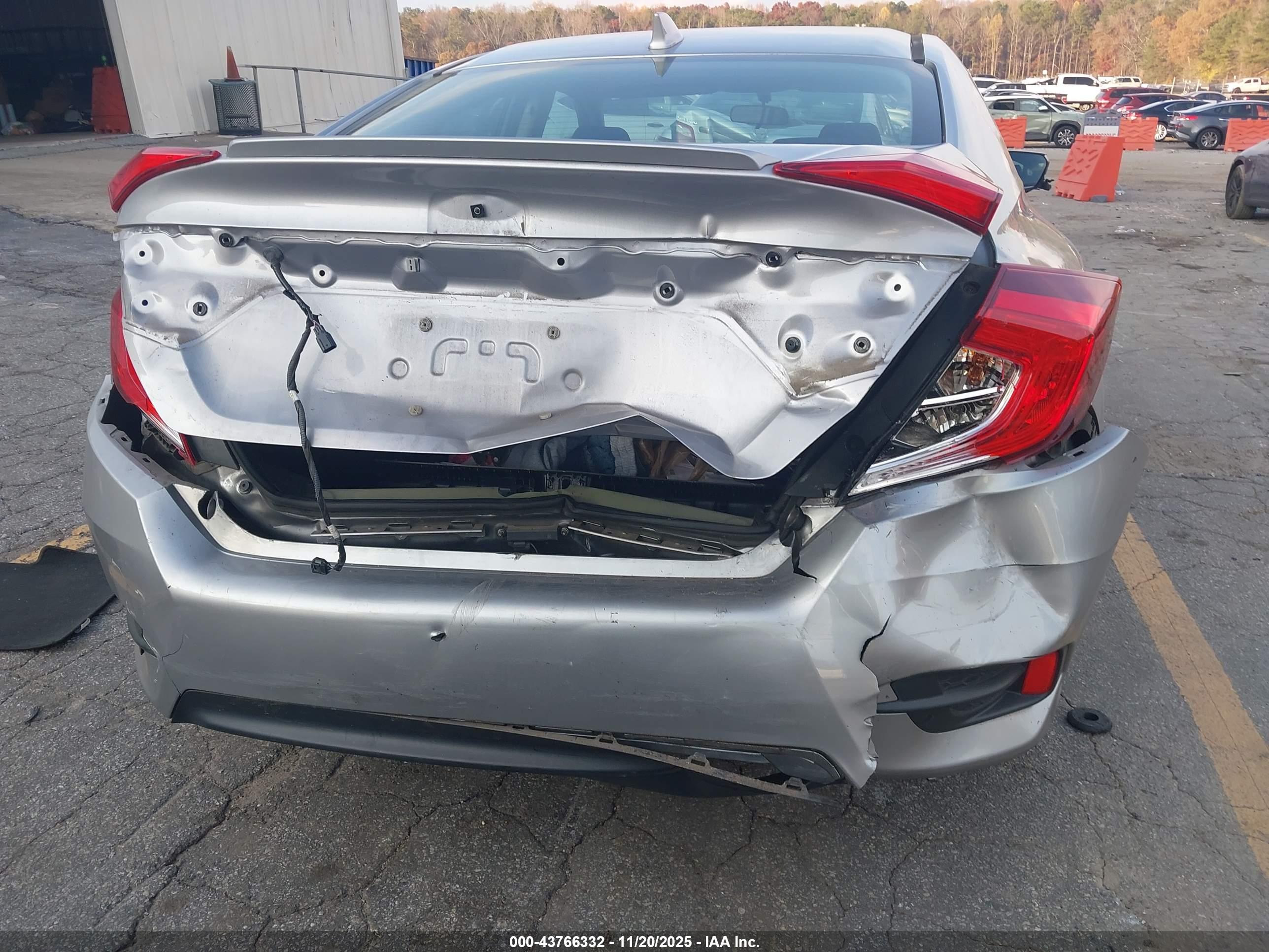 HONDA CIVIC image 6