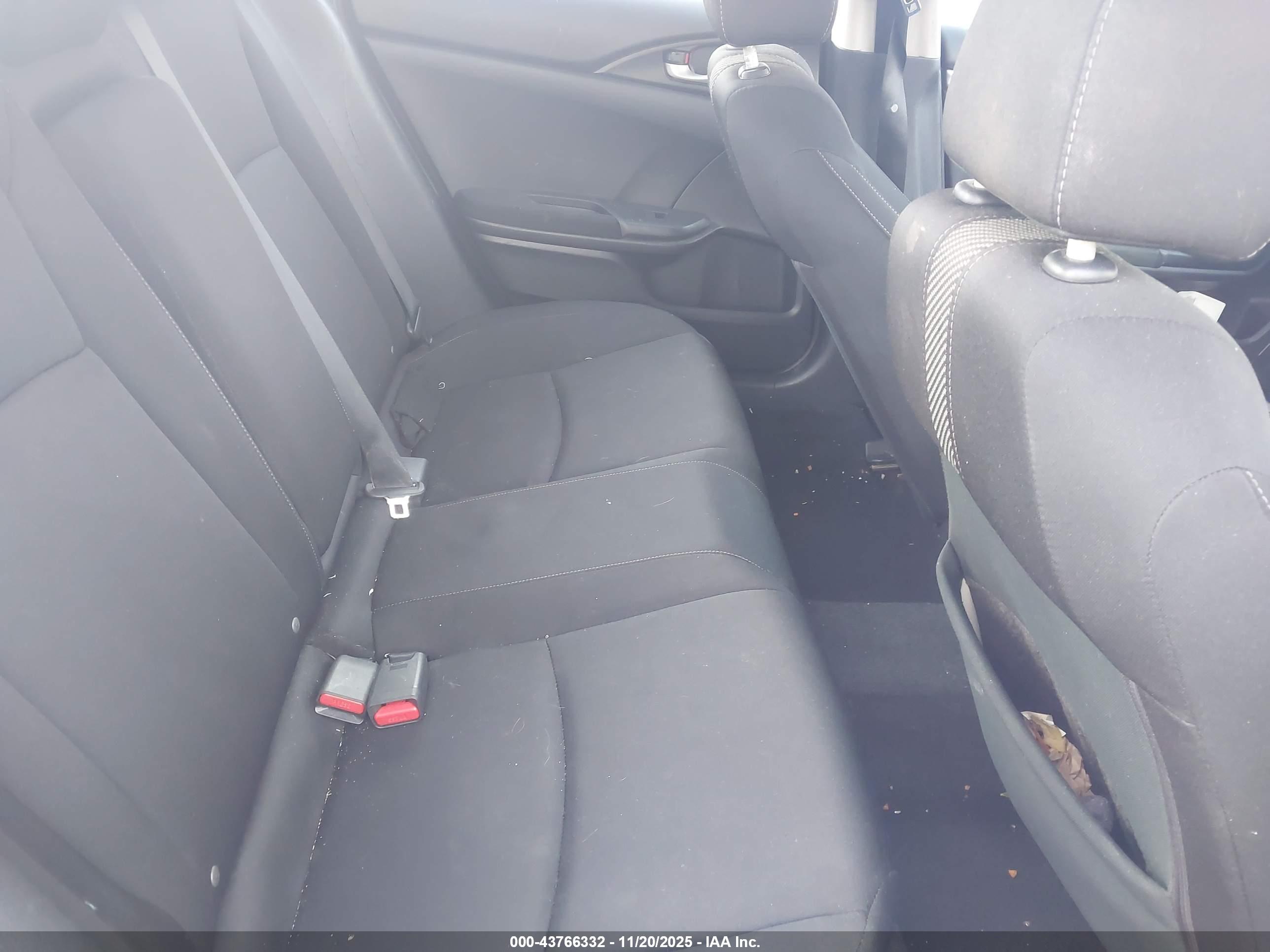 HONDA CIVIC image 8
