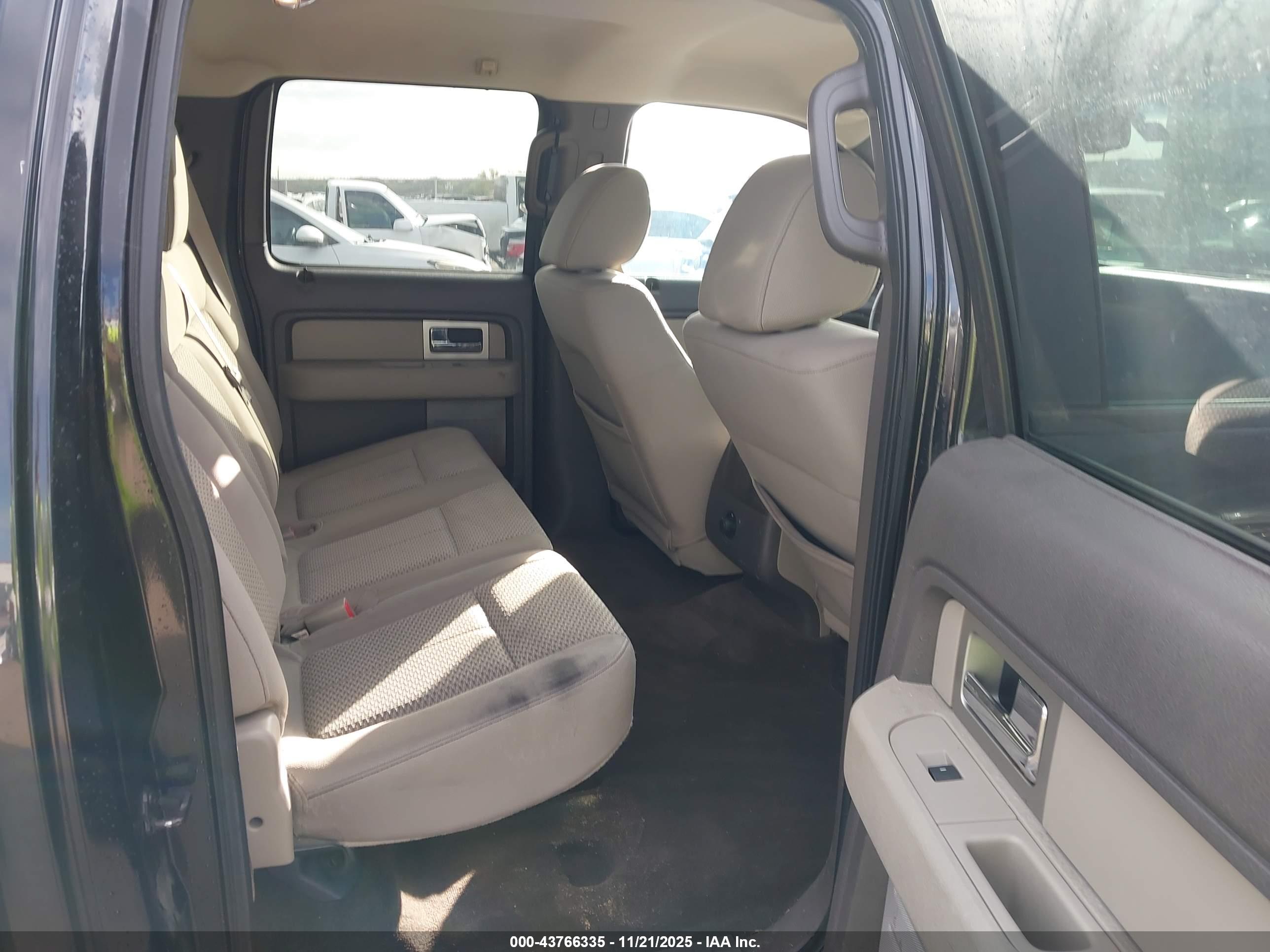 FORD F-150 image 8