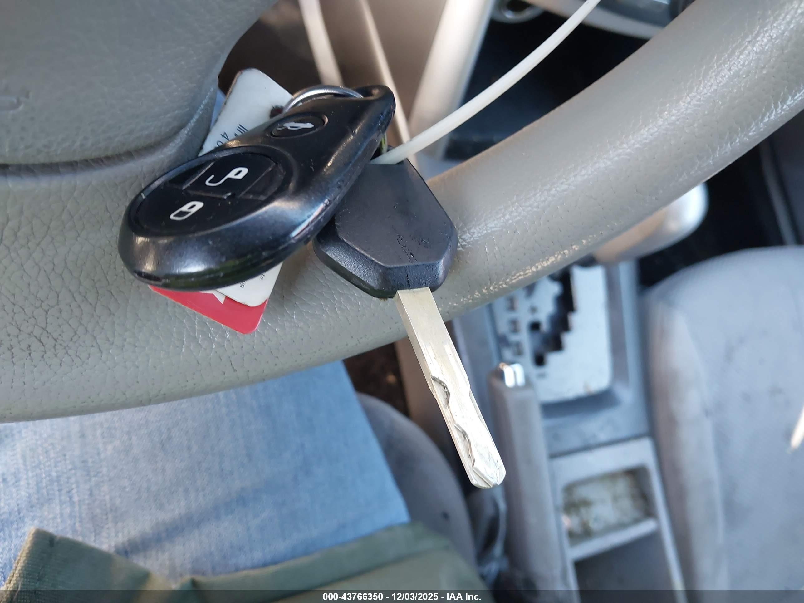 SUBARU FORESTER image 11