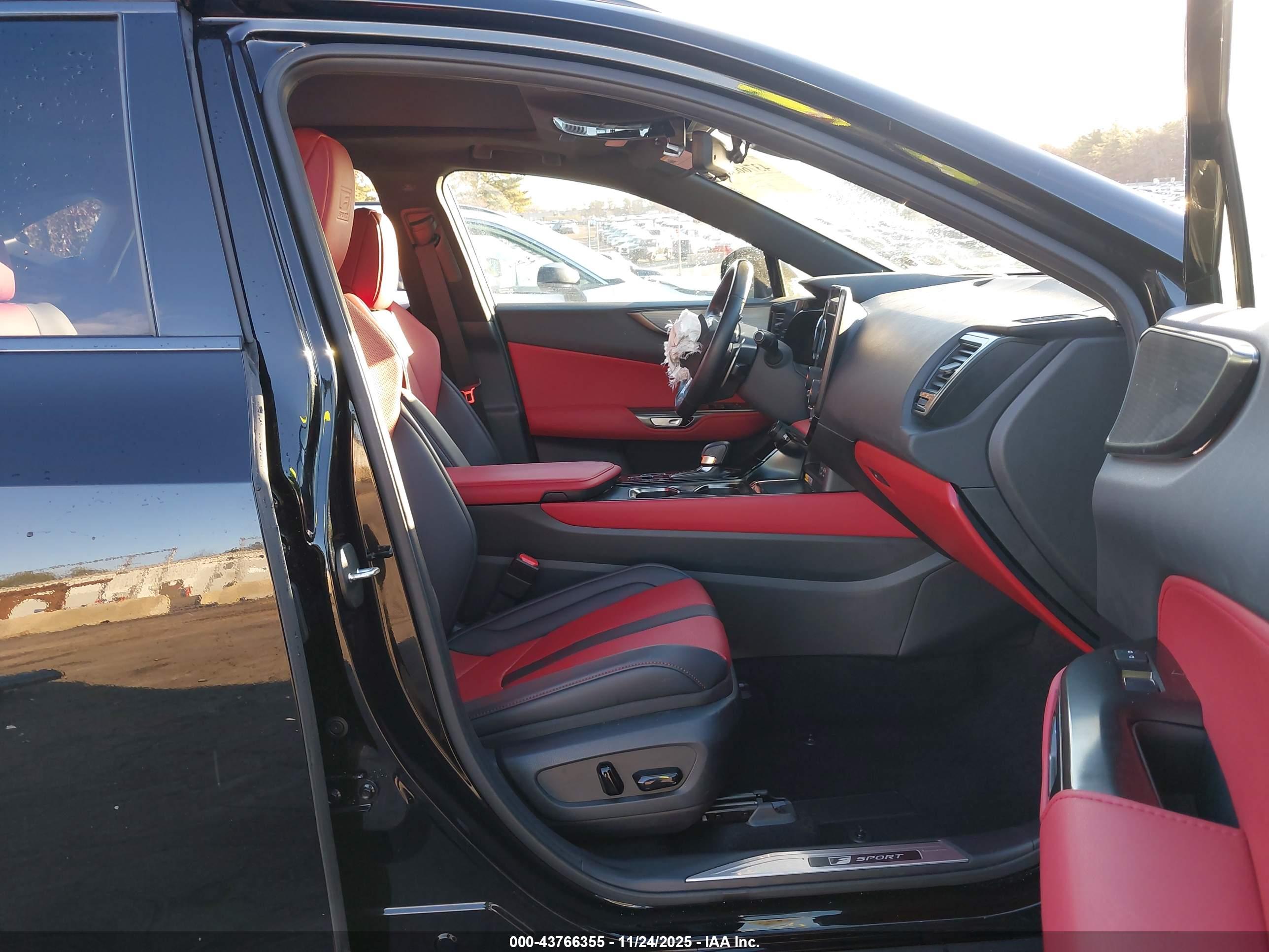 LEXUS NX image 5