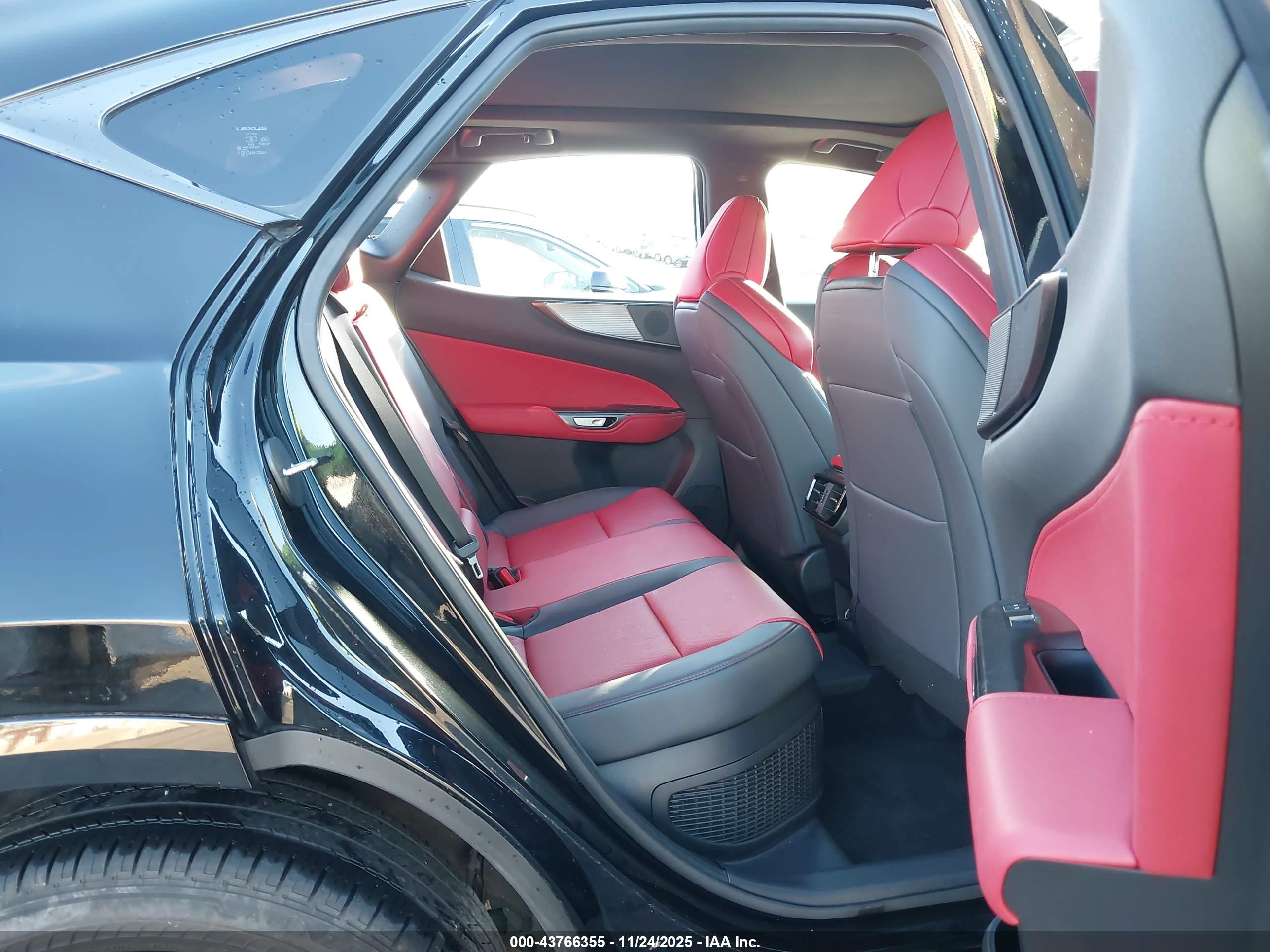 LEXUS NX image 8