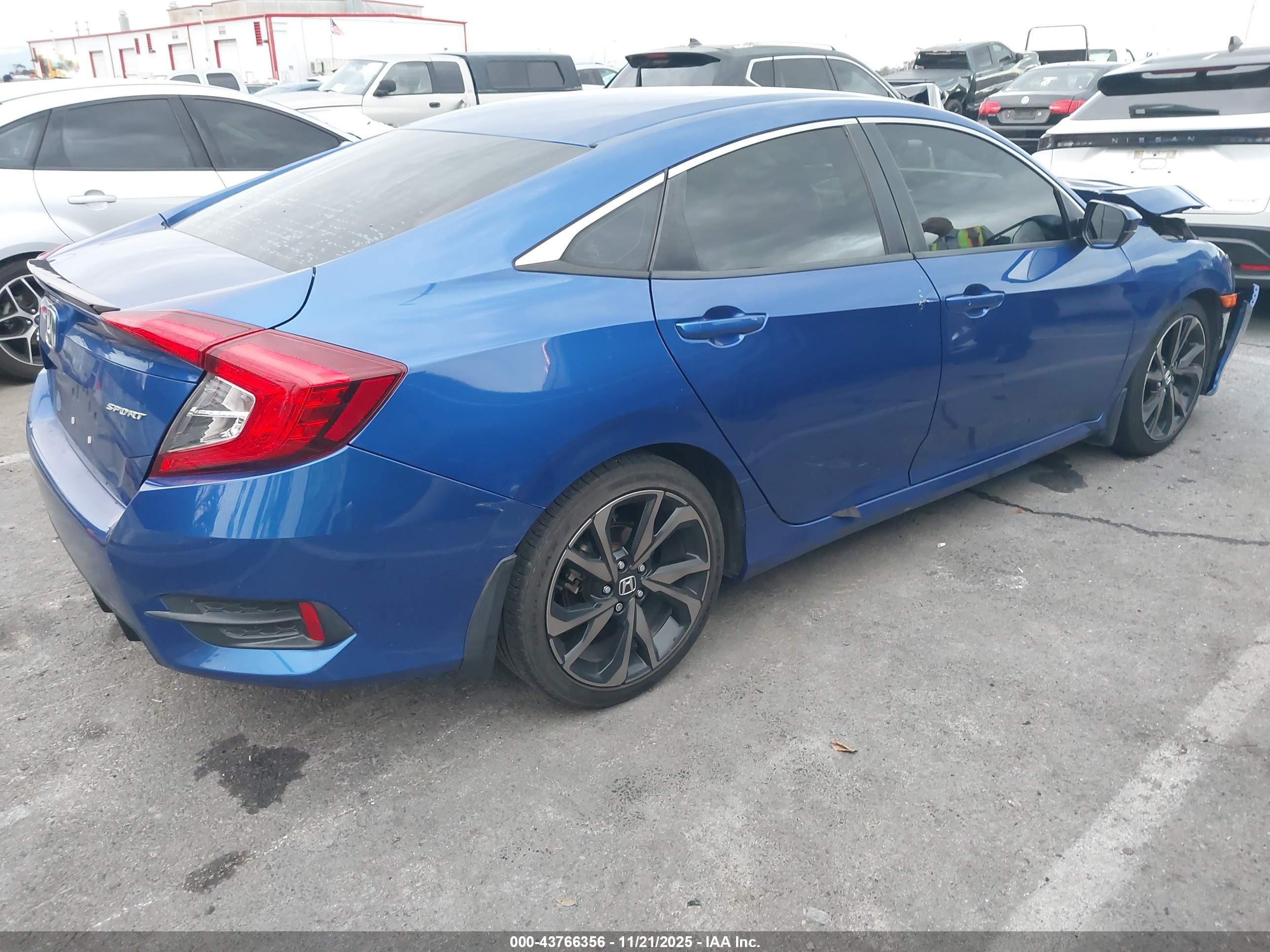 HONDA CIVIC image 4