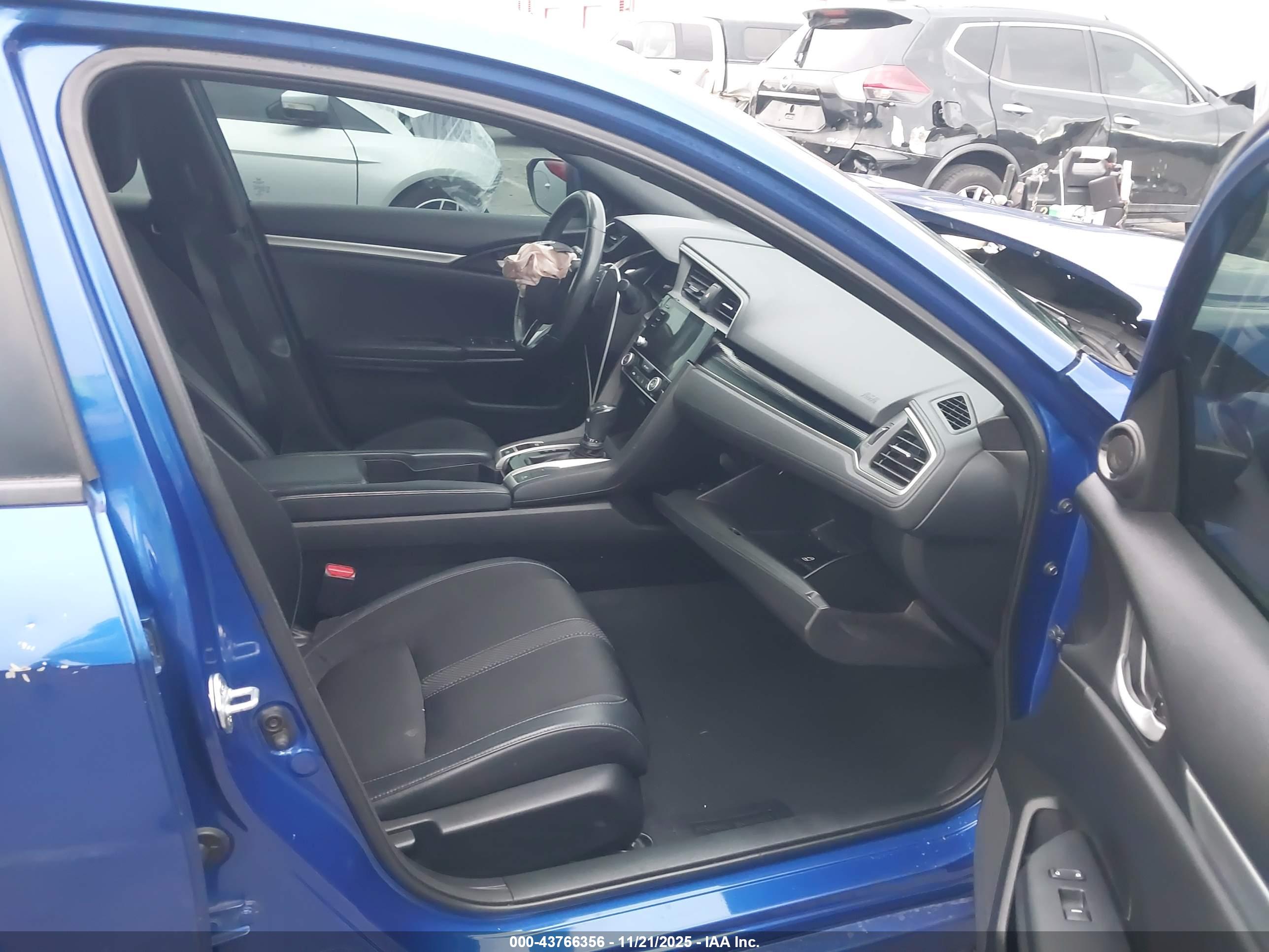 HONDA CIVIC image 5