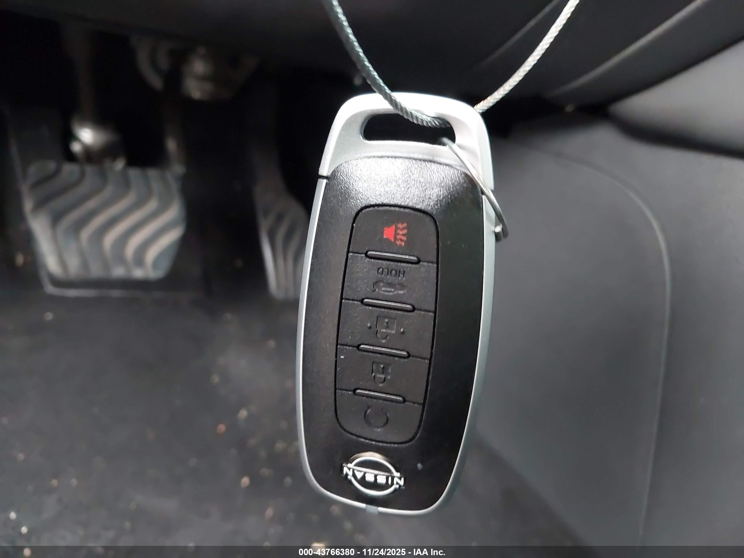 NISSAN SENTRA image 11