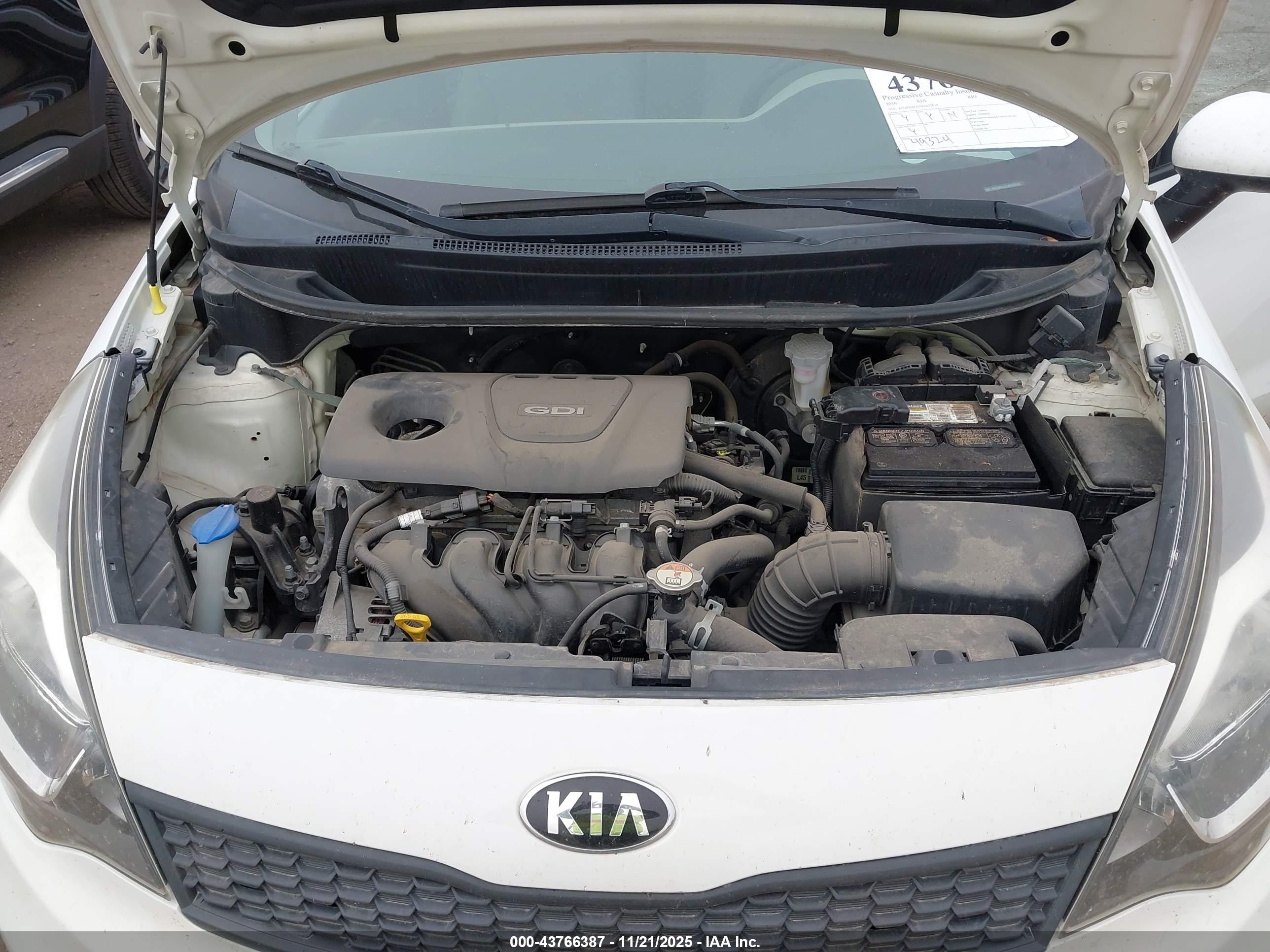 KIA RIO image 10