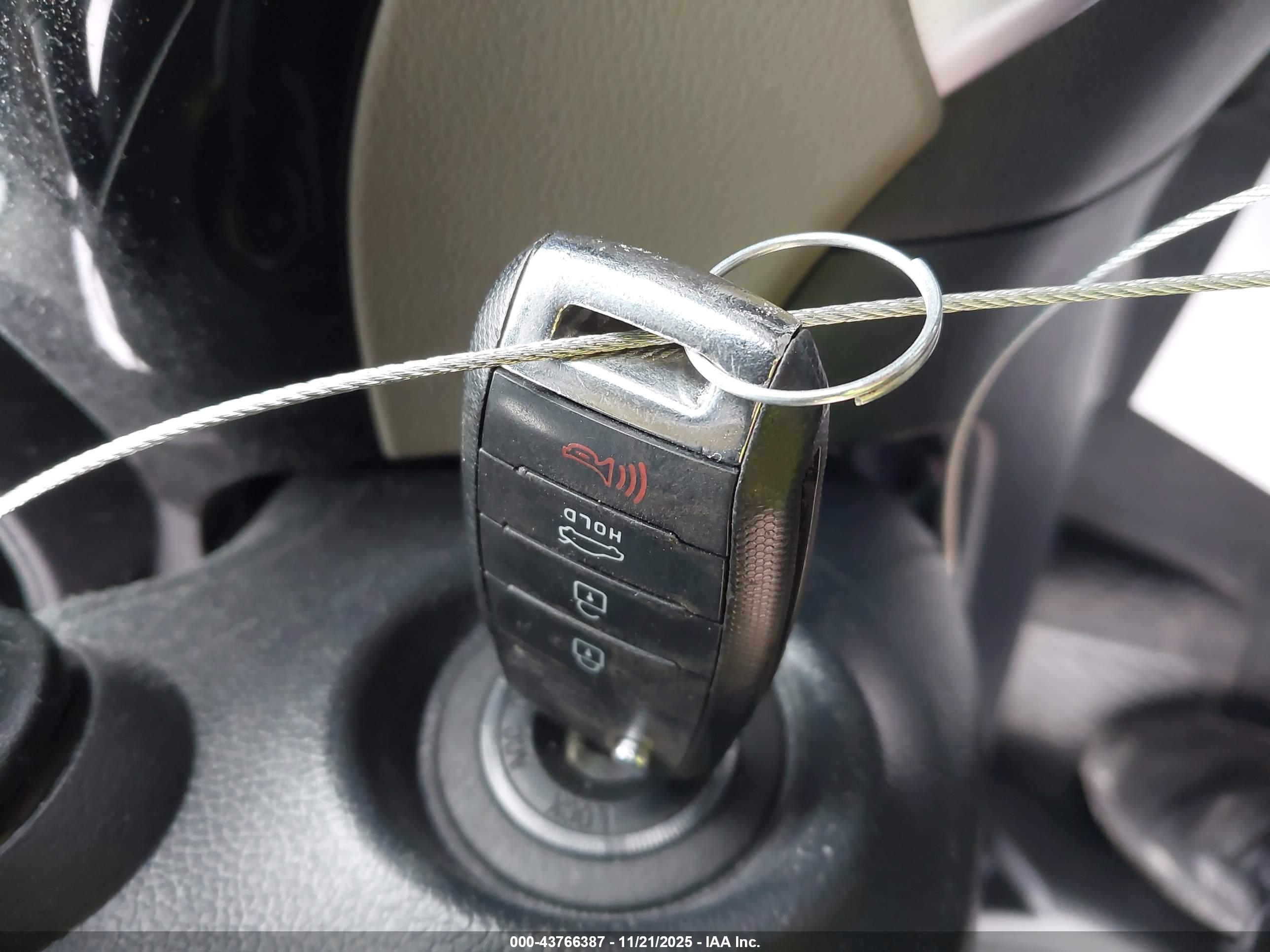 KIA RIO image 11