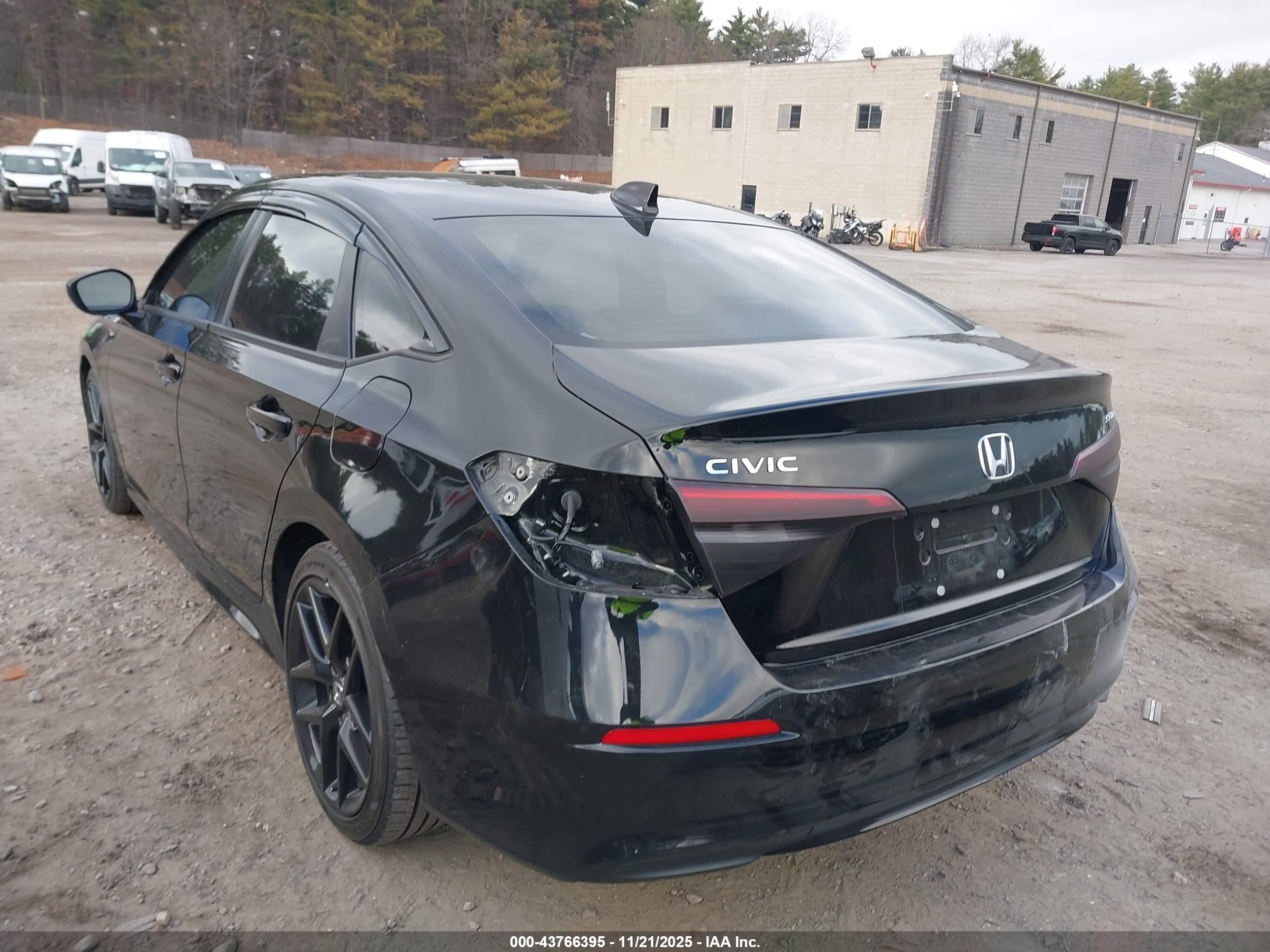 HONDA CIVIC image 3