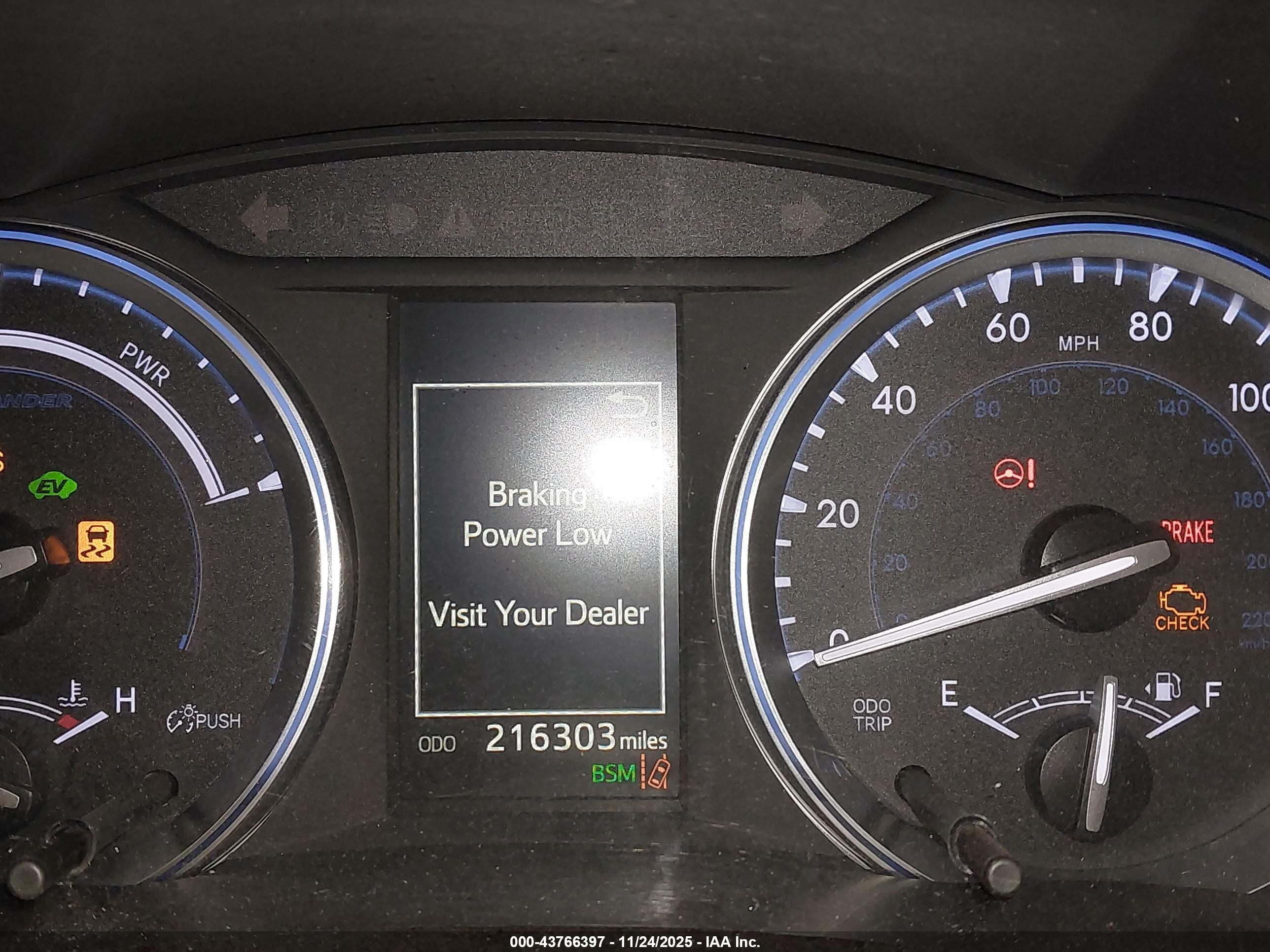 TOYOTA HIGHLANDER image 7