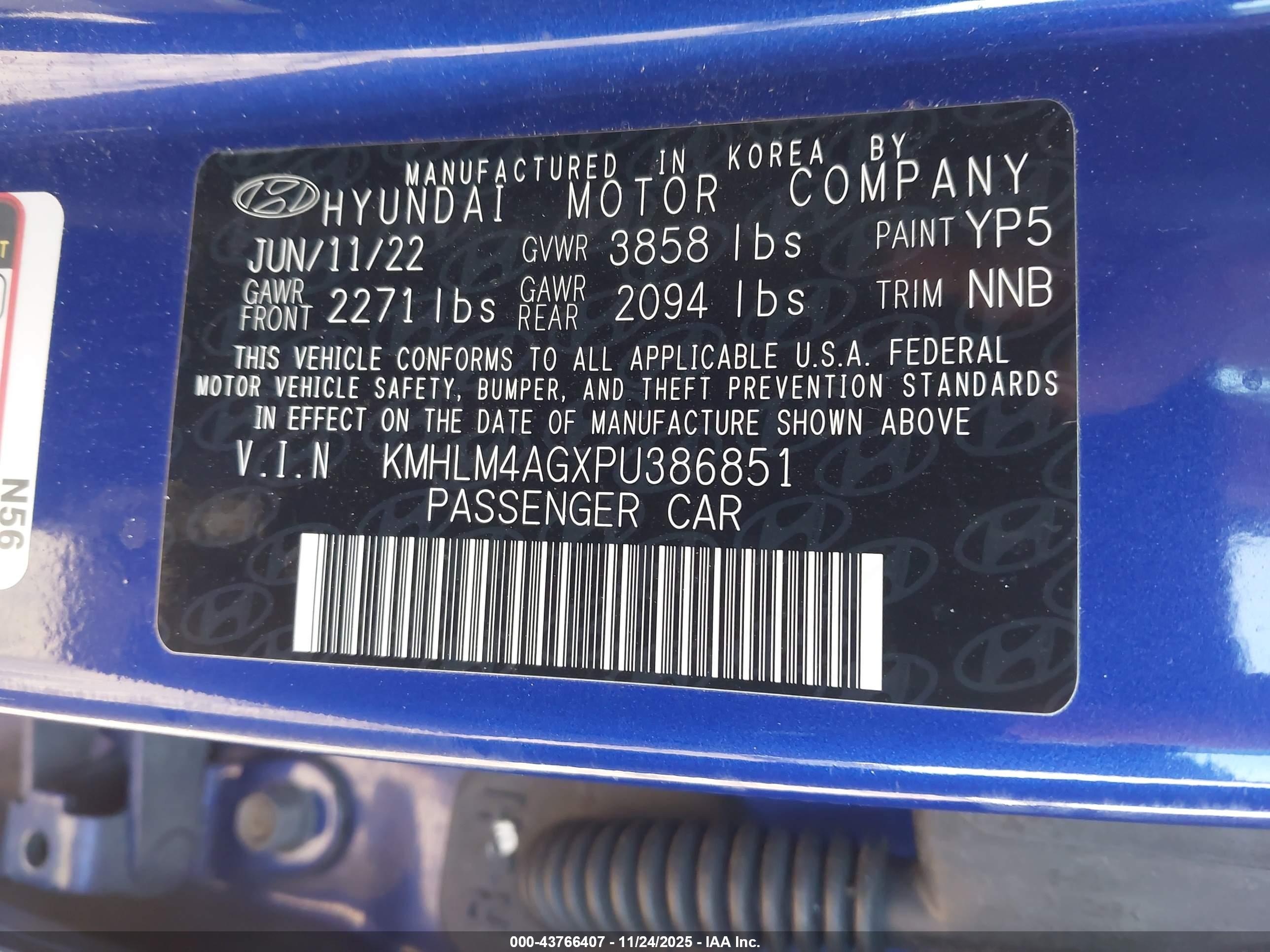 HYUNDAI ELANTRA image 9