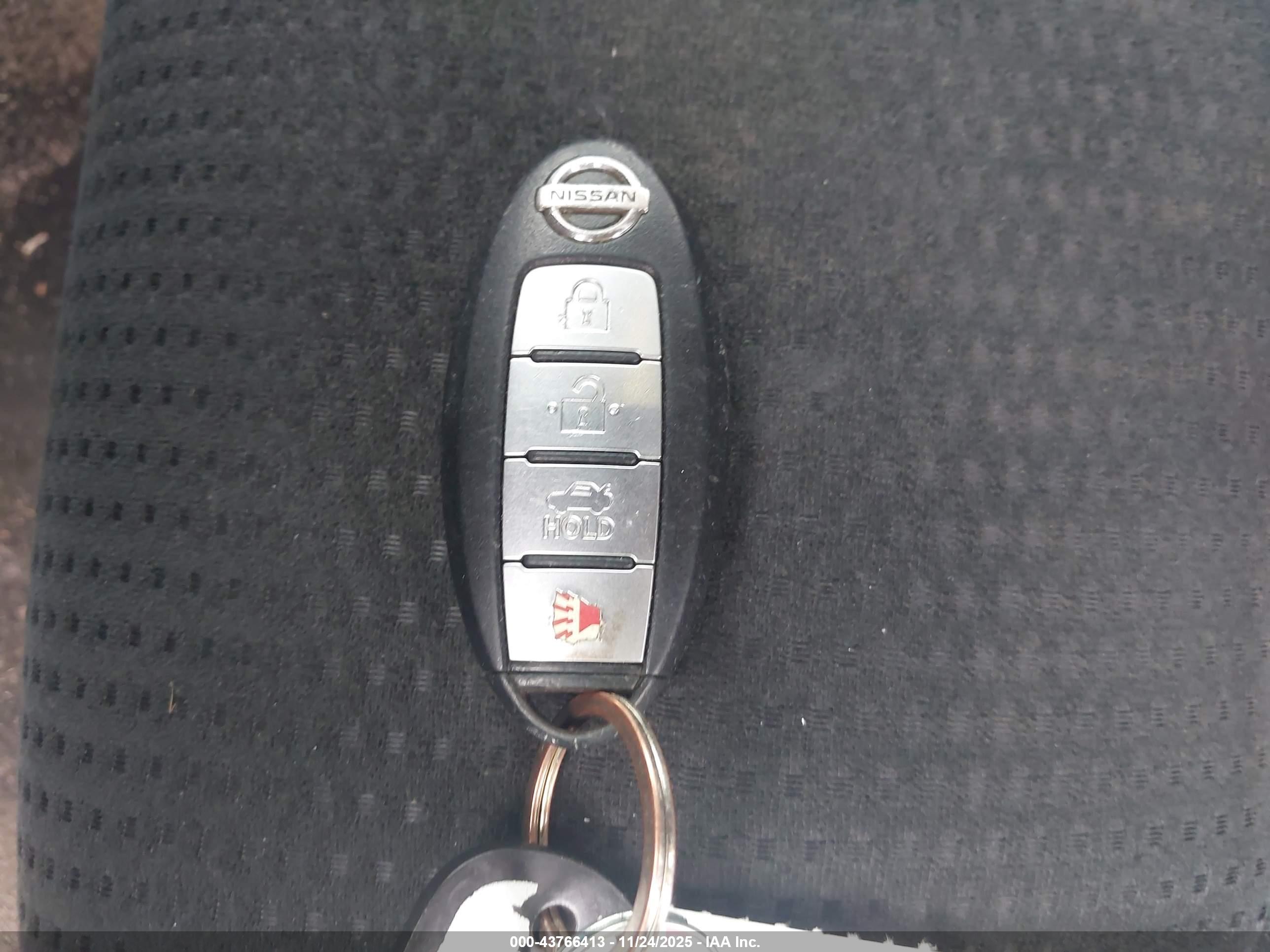 NISSAN ALTIMA image 11