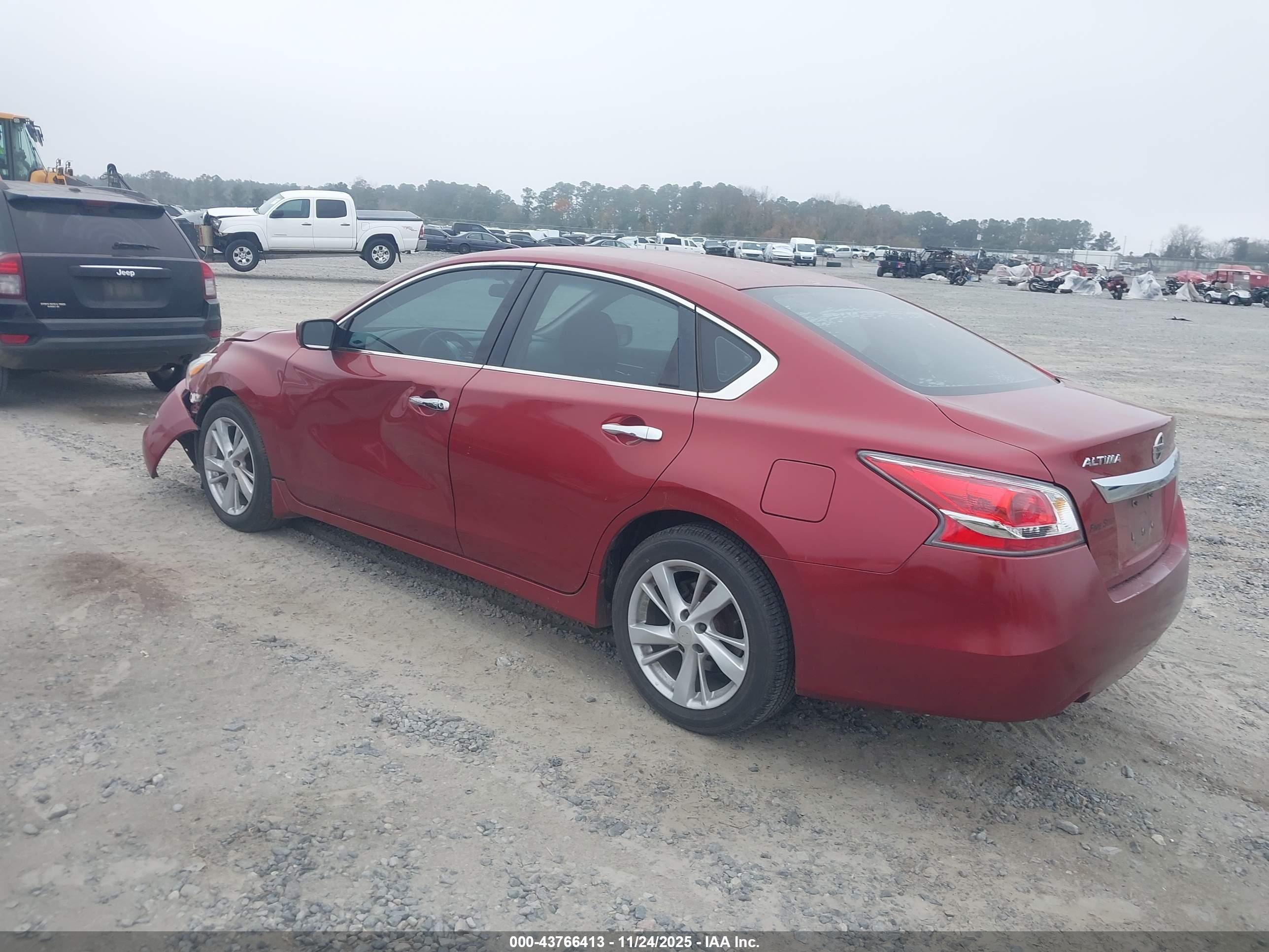 NISSAN ALTIMA image 3