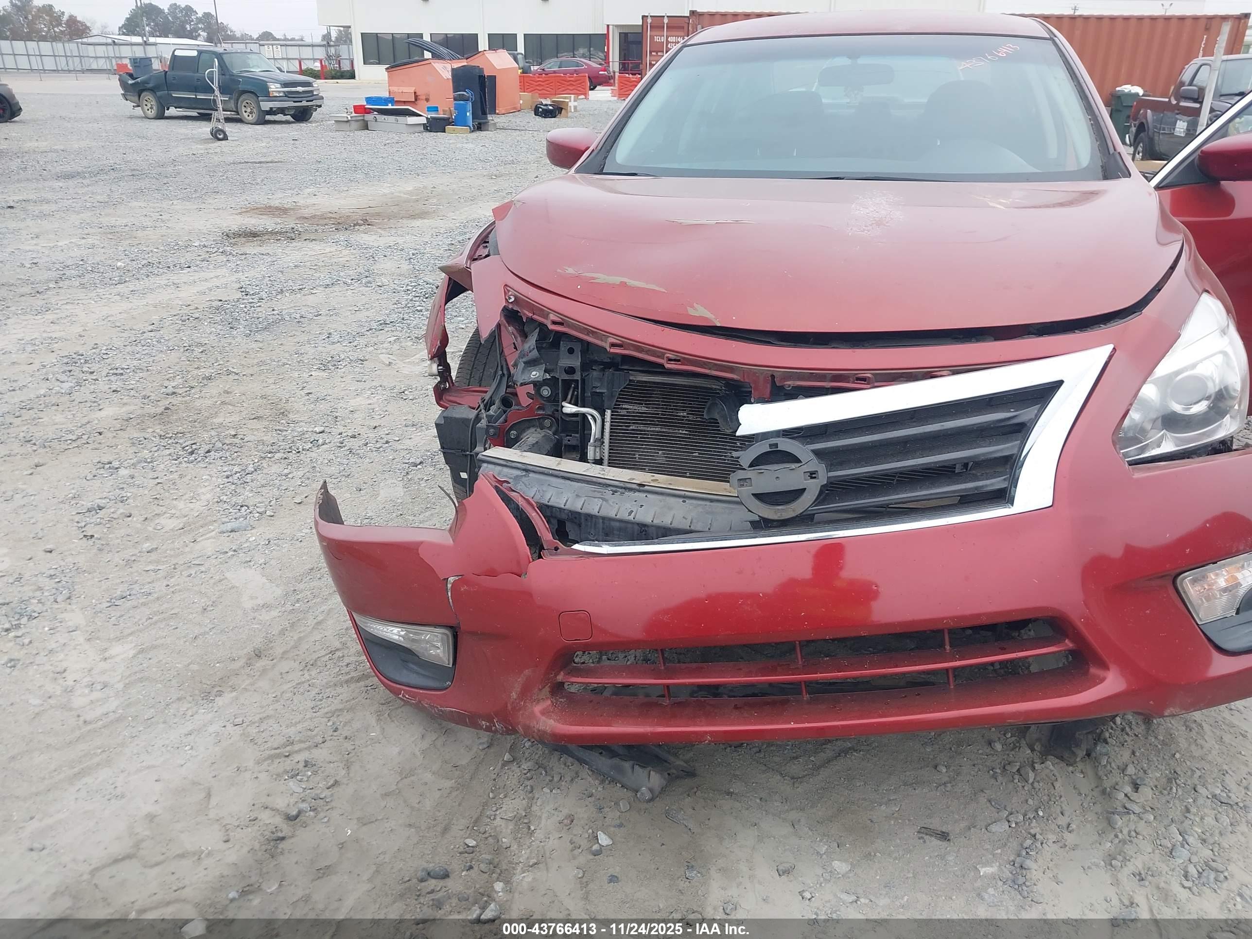 NISSAN ALTIMA image 6