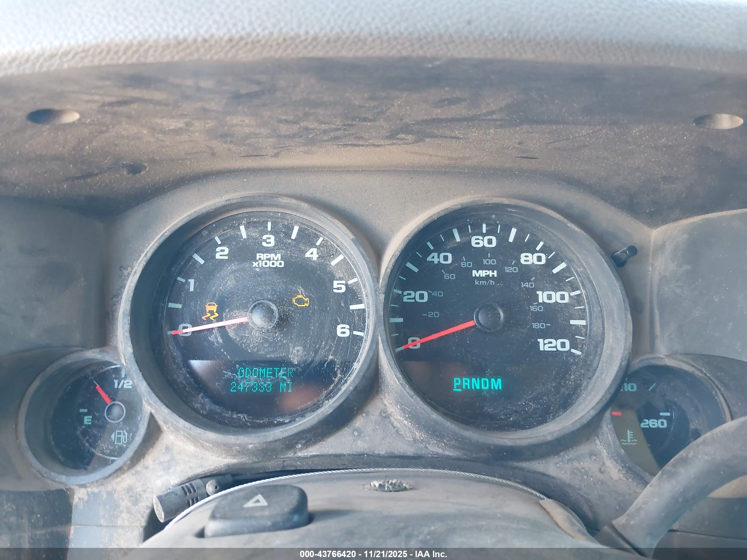 CHEVROLET SILVERADO image 7