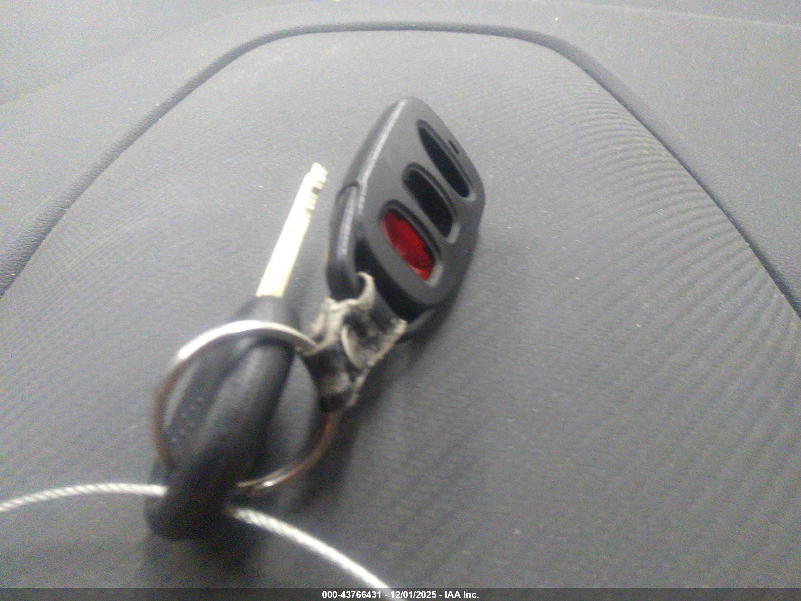 HYUNDAI ELANTRA image 11