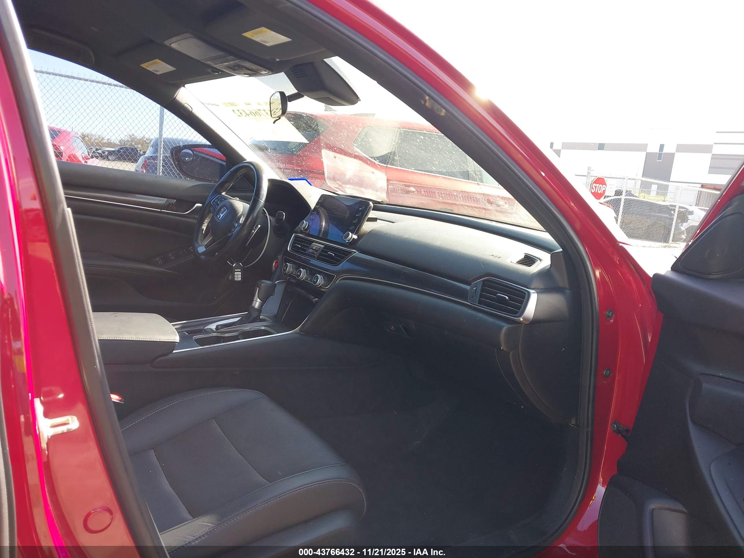 HONDA ACCORD image 5