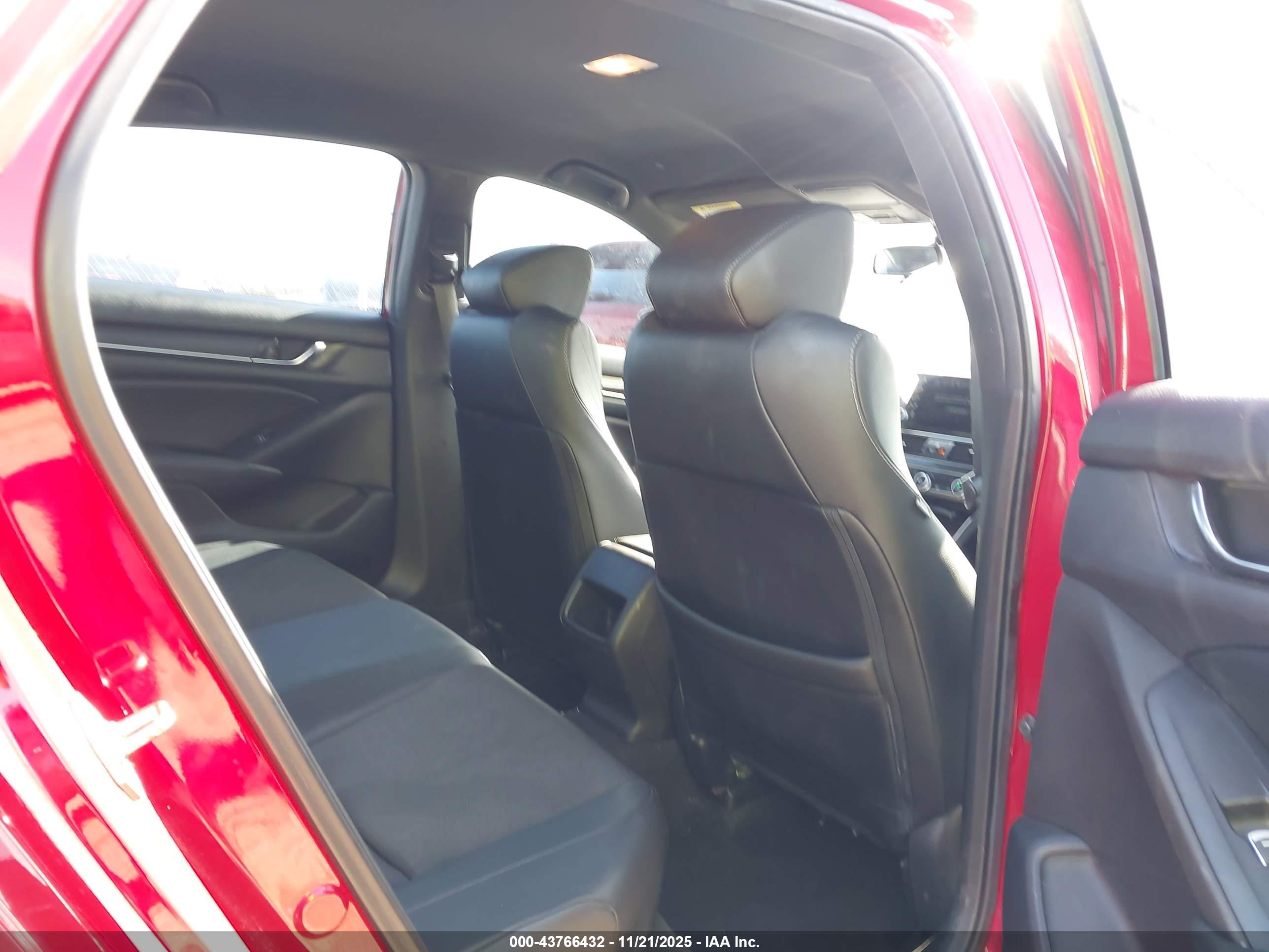 HONDA ACCORD image 8