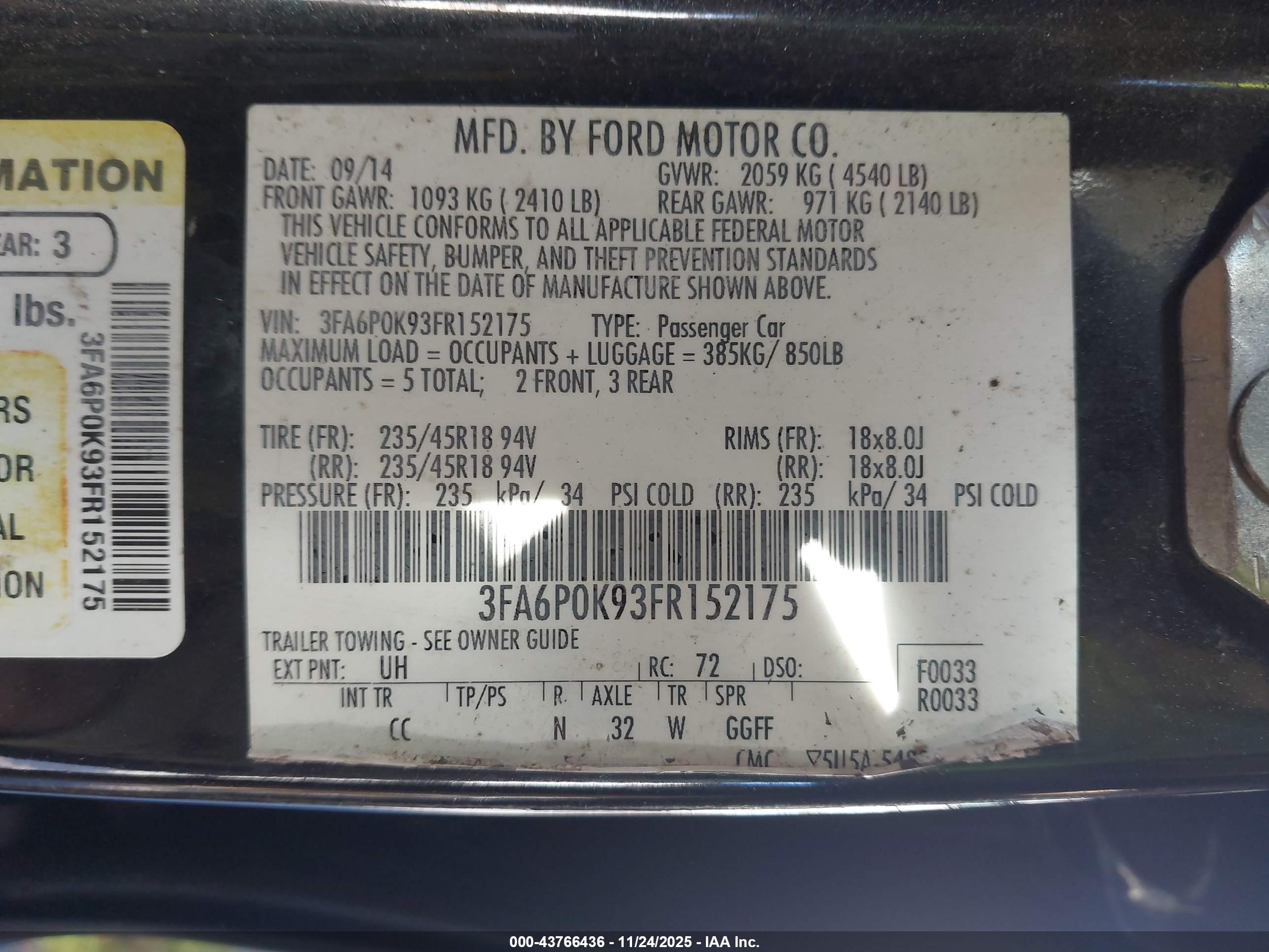 FORD FUSION image 9