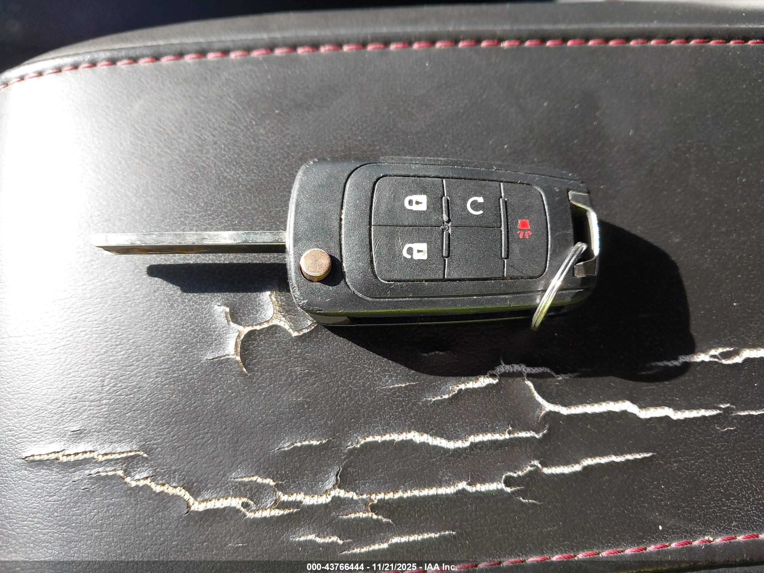 GMC TERRAIN image 11