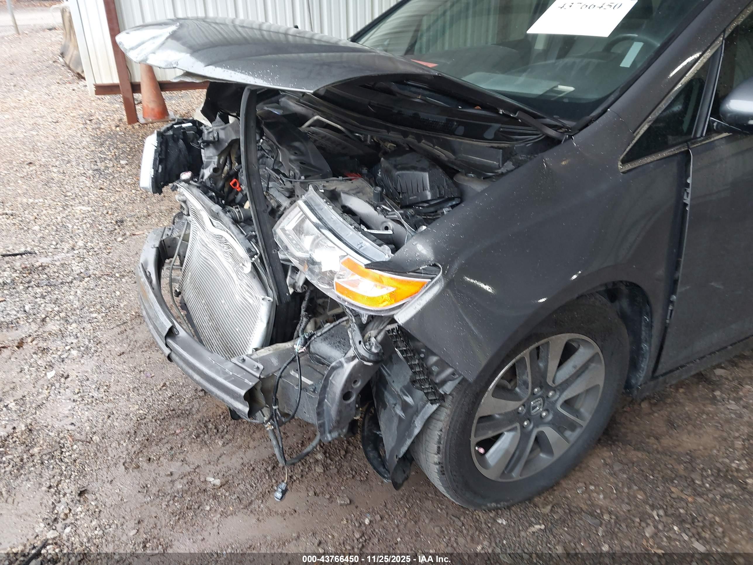 HONDA ODYSSEY image 6