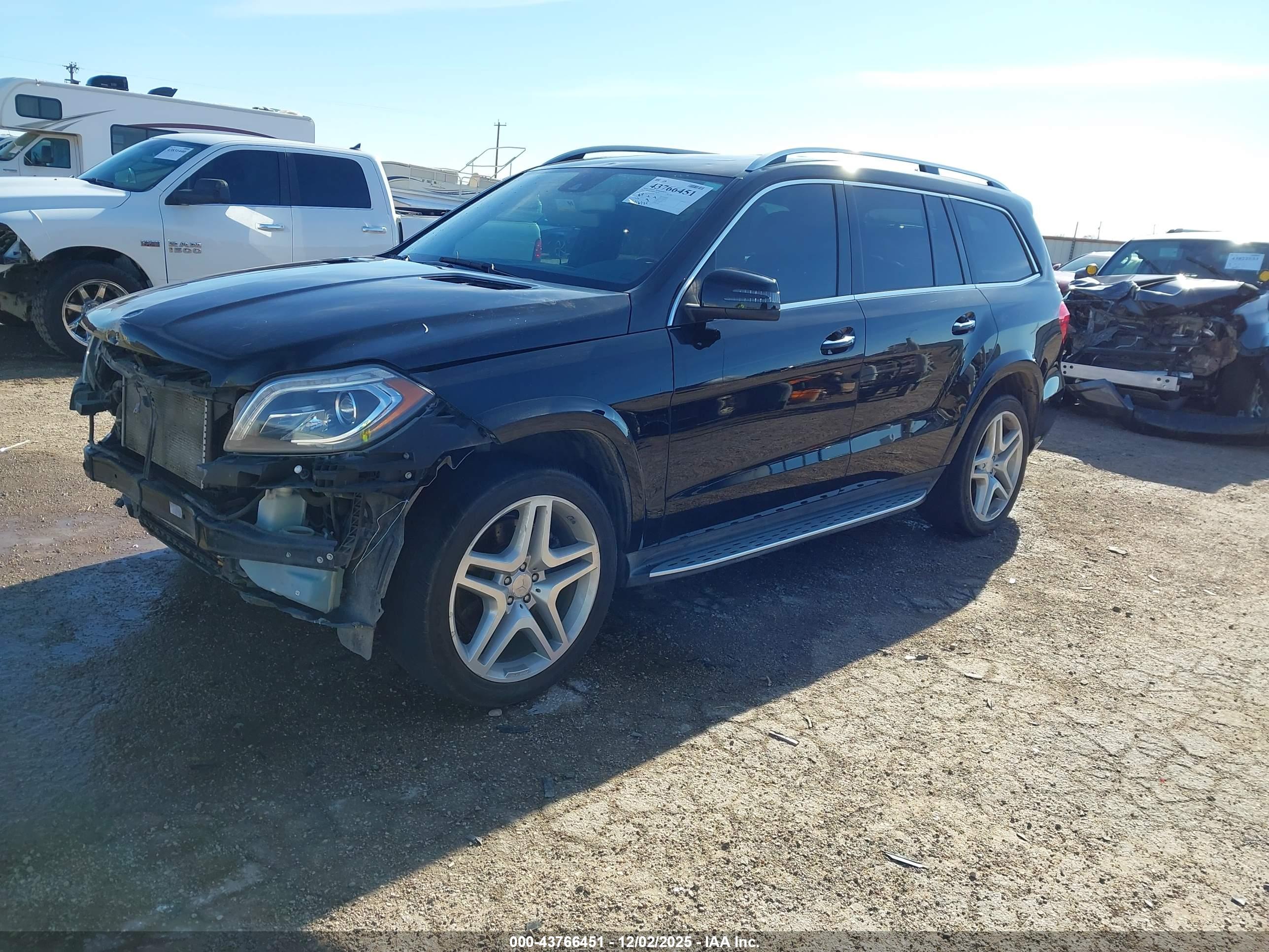 MERCEDES-BENZ GL image 2