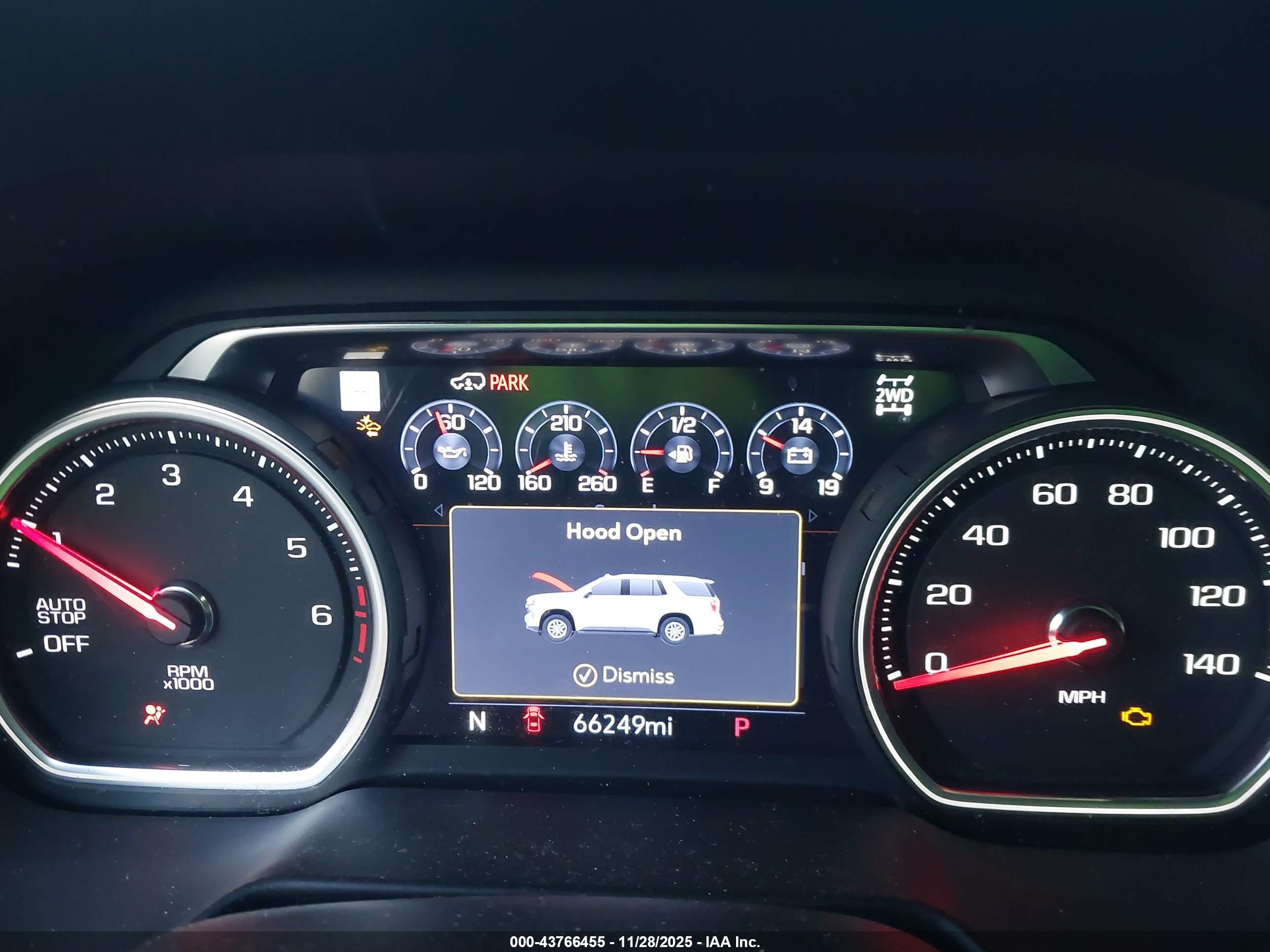CHEVROLET TAHOE image 7