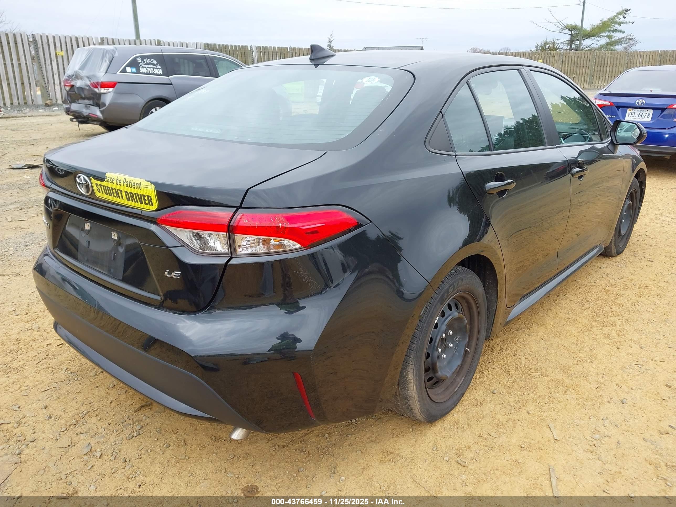 TOYOTA COROLLA image 4