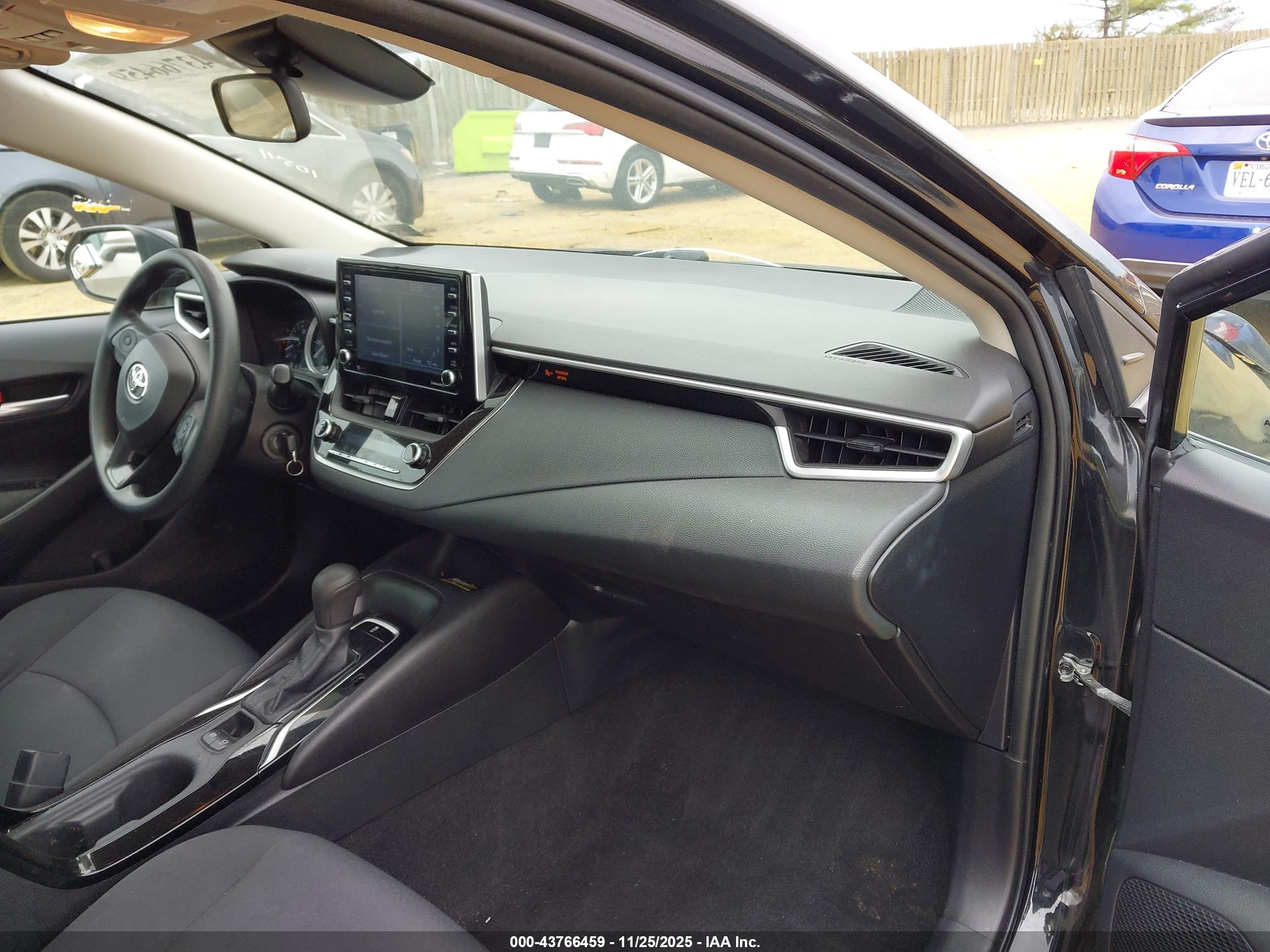 TOYOTA COROLLA image 5